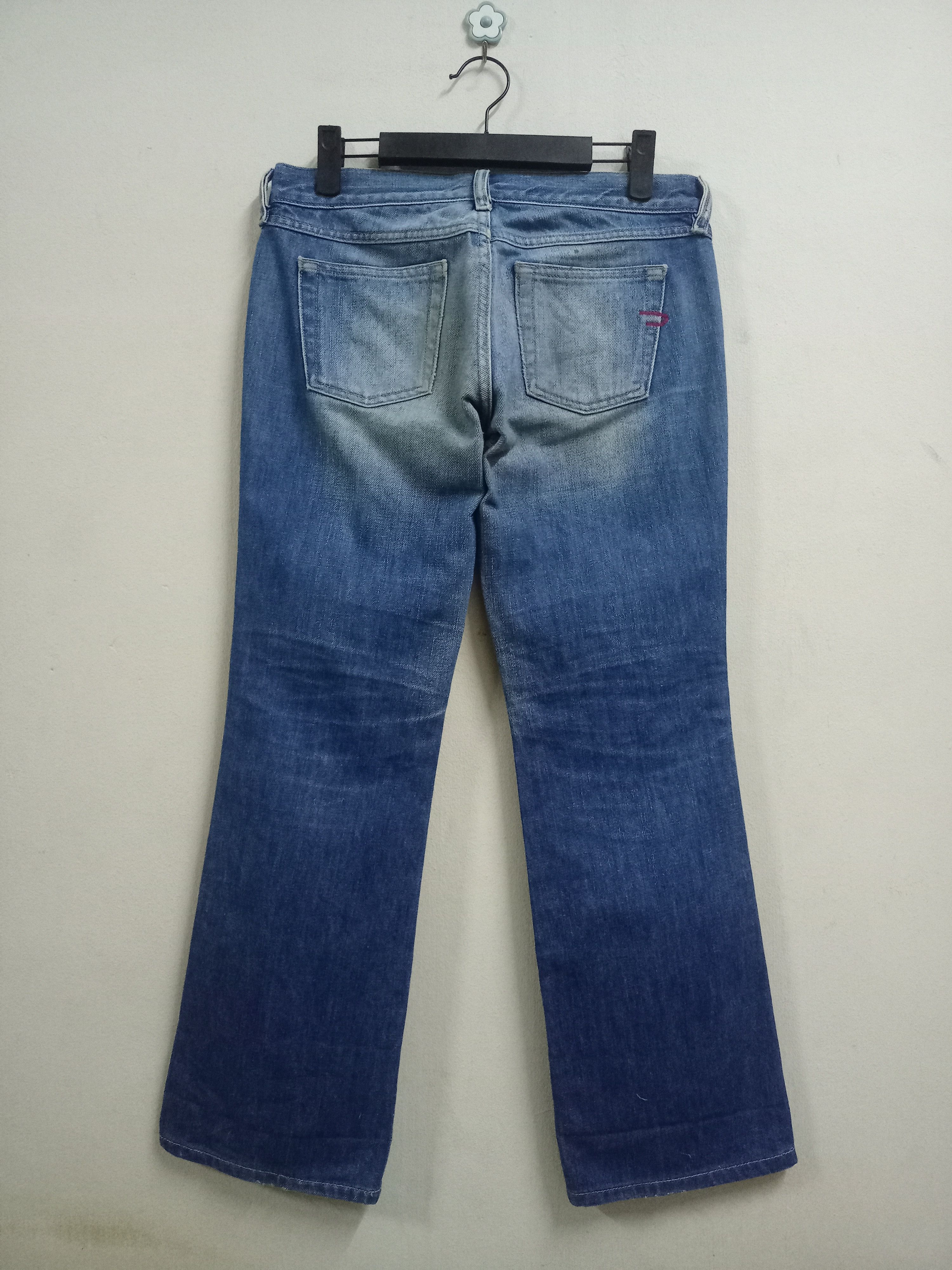 Diesel Vintage Diesel Blue Wash Distressed Flared Jeans Size 30" / US 8 / IT 44 - 2 Thumbnail
