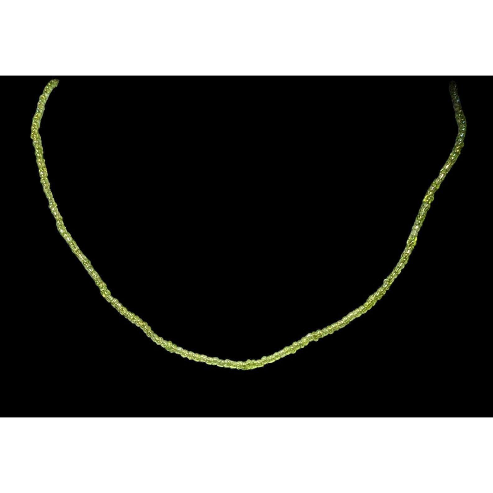 Other Summery Lime Green Glass Seed Beaded Necklace Size ONE SIZE - 4 Thumbnail