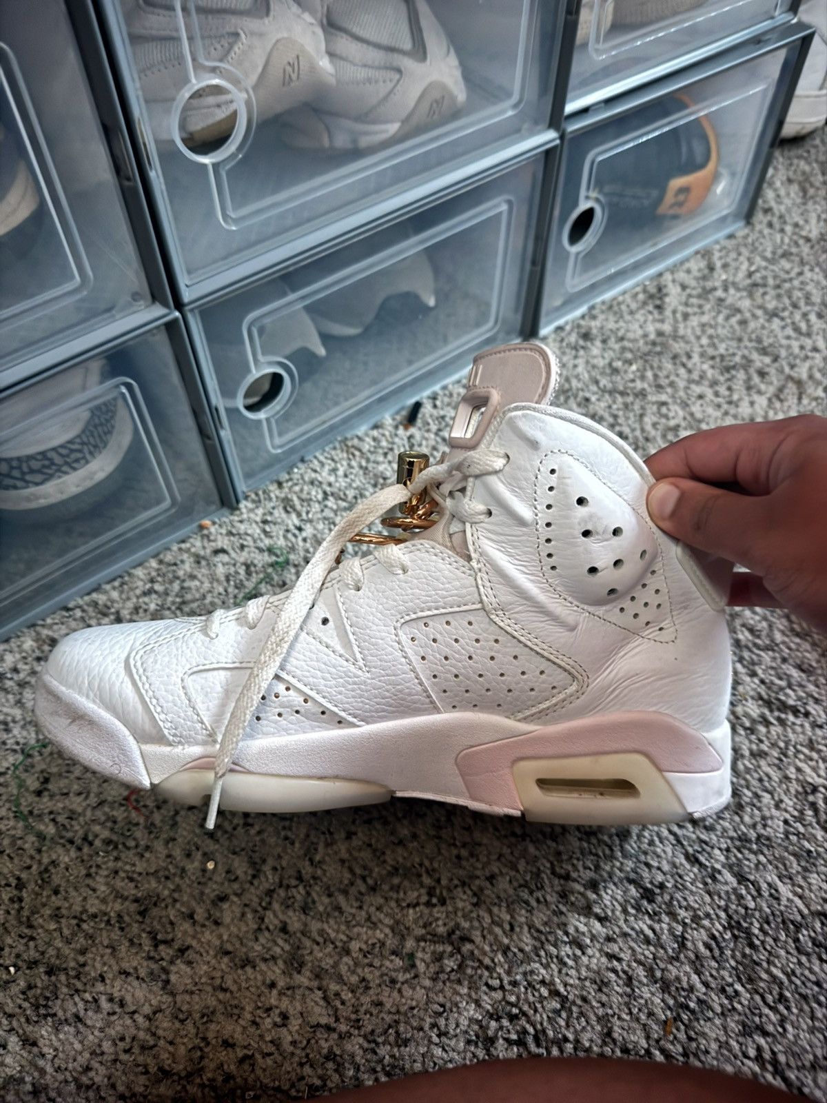 Jordan Brand Womens Air Jordan 6 Retro ‘Gold Hoops’ Size US 9 / IT 39 - 2 Thumbnail