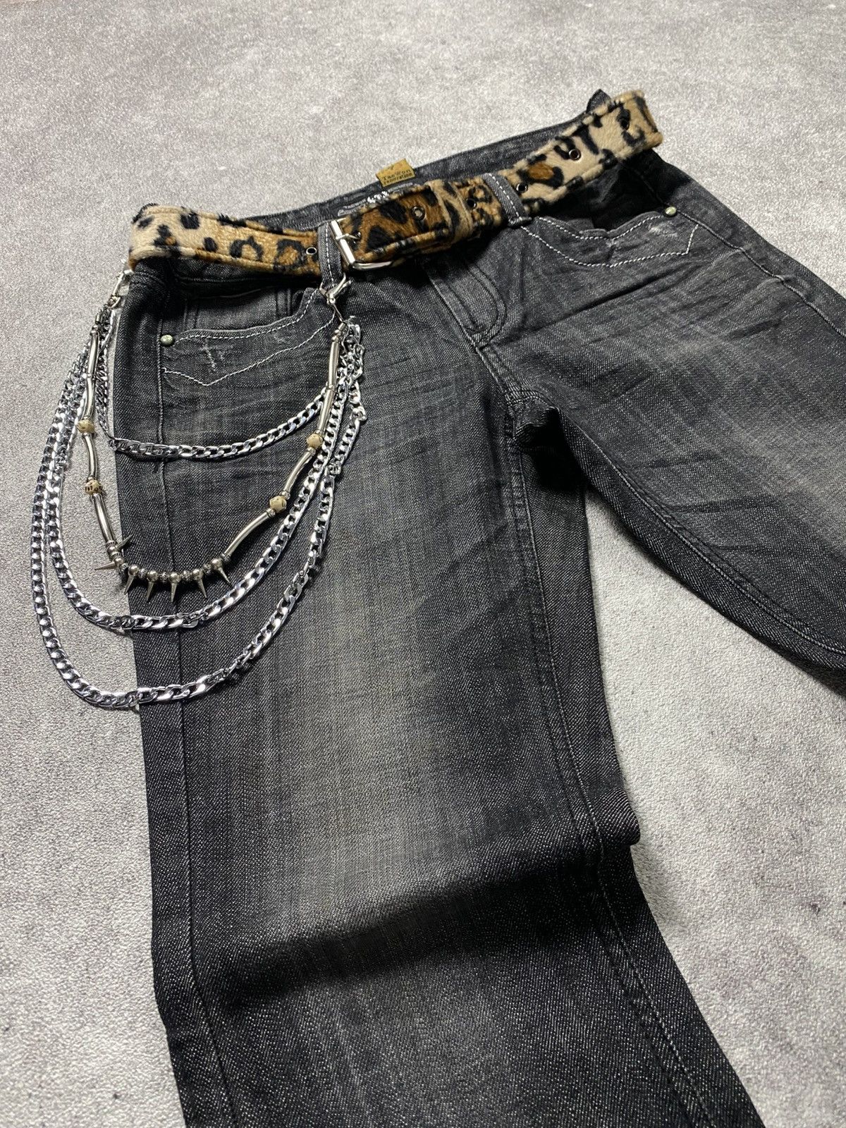 If Six Was Nine × Japanese Brand × Tornado Mart 2000s Taewon Dark Style Flare Jean Size US 30 / EU 46 - 3 Thumbnail