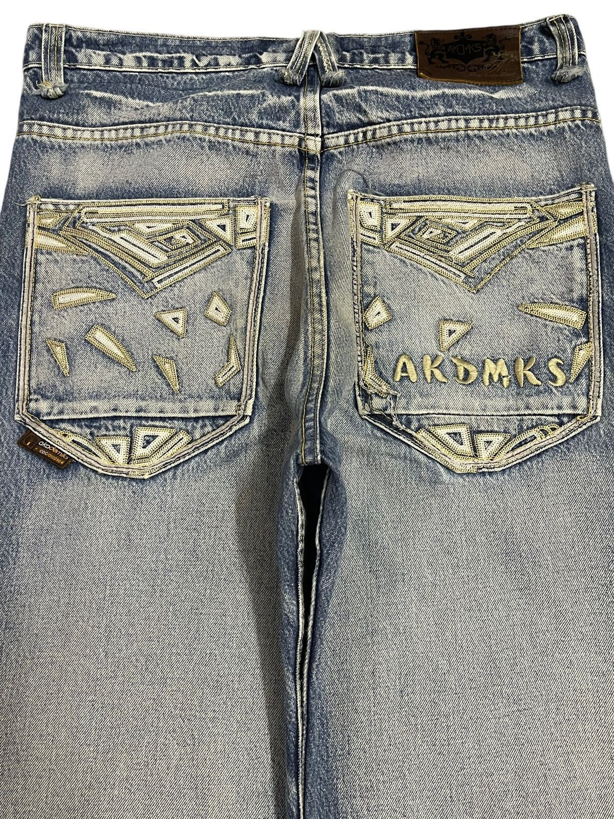 Akademiks Vintage Japanese Akademiks Blue Wash Distress Baggy Jeans Size US 35 - 5 Thumbnail