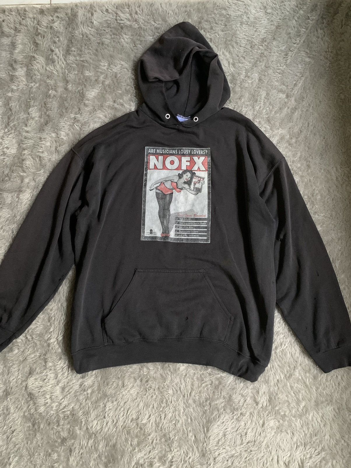 image of Band Tees x Rock Band Vintage 90's Trashed Sunfade Distressed Nofx Punk Hoodie in Black (Size XL)