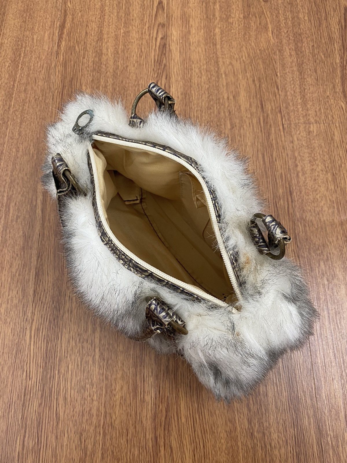 Beauty Beast Raccoon Fur + Alligator leather handle bag Size ONE SIZE - 5 Thumbnail