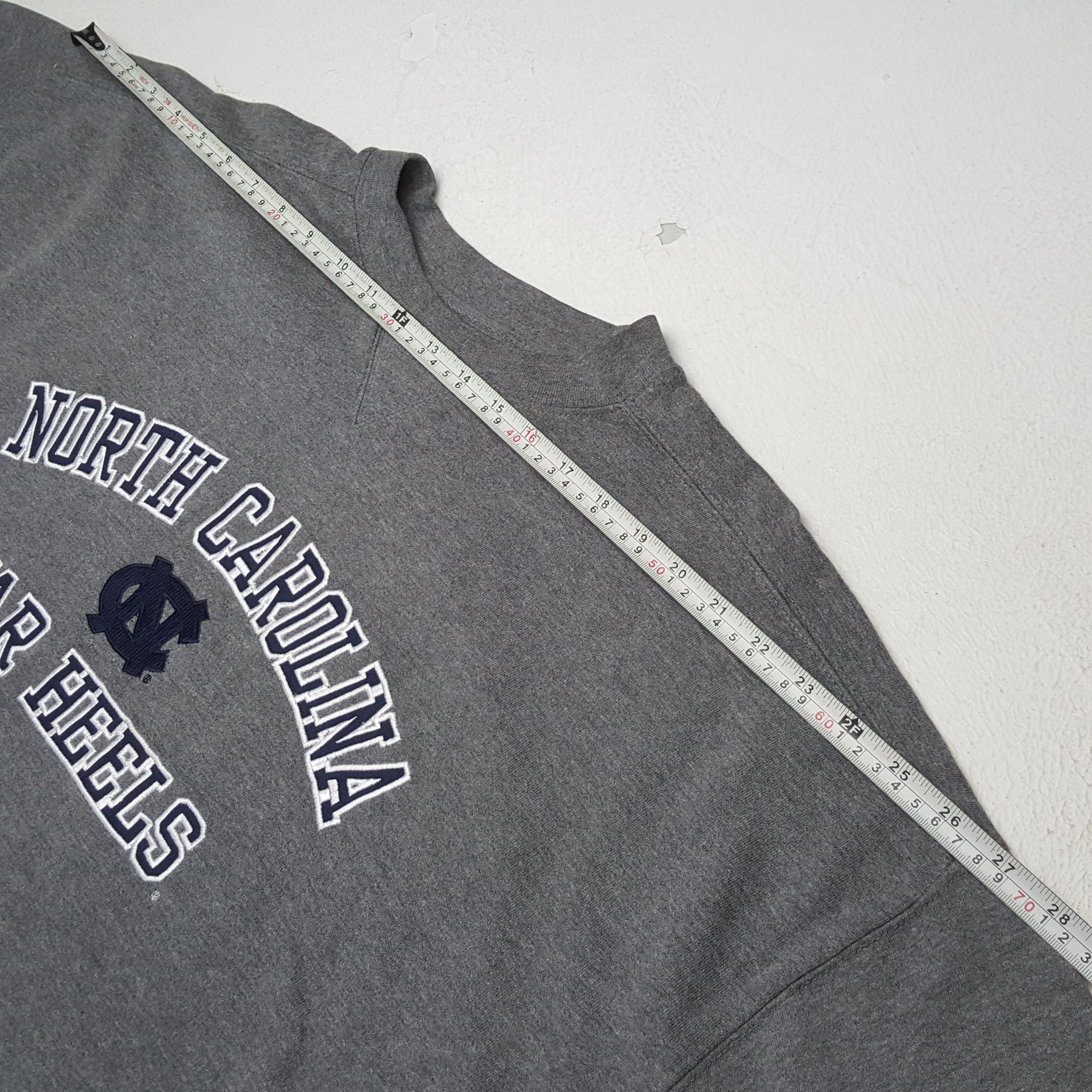 NFL × Vintage NORTH CAROLINA TAR HEELS Football Team Sweatshirt Size US XXL / EU 58 / 5 - 4 Thumbnail