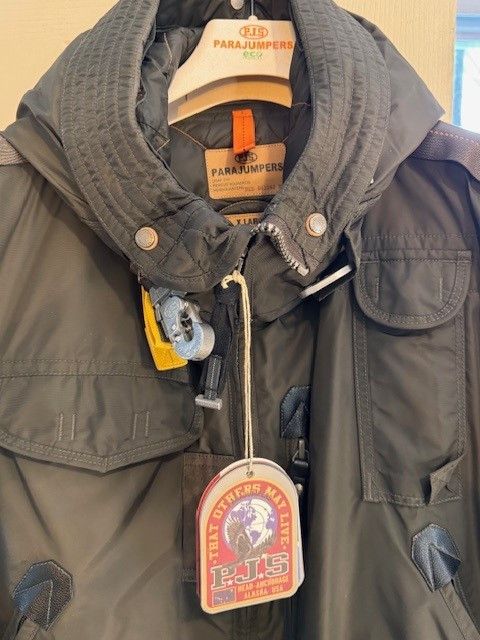 Parajumpers GOBI-HOODED BOMBER Size US XL / EU 56 / 4 - 2 Thumbnail