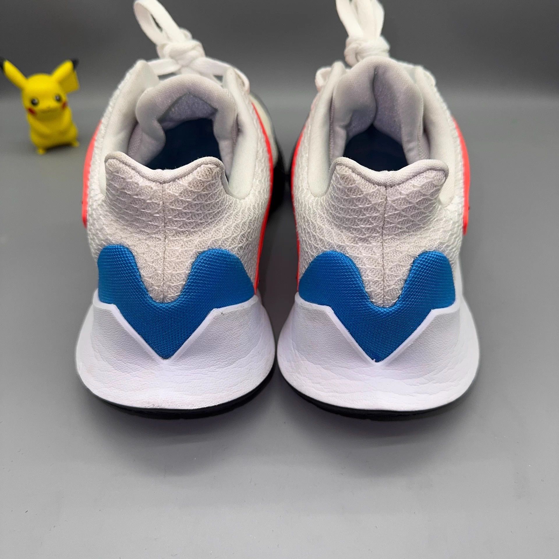 Nike Nike Kyrie Low 2 White Black Red 44 Size US 11 / EU 44 - 3 Thumbnail