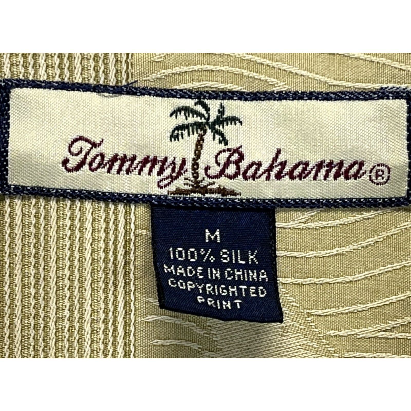 Tommy Bahama VINTAGE Tommy Bahama Silk Button-Up Shirt Men L Palm Trees Gold 100% Silk Short Sleeve GUC Mens Size US L / EU 52-54 / 3 - 3 Thumbnail