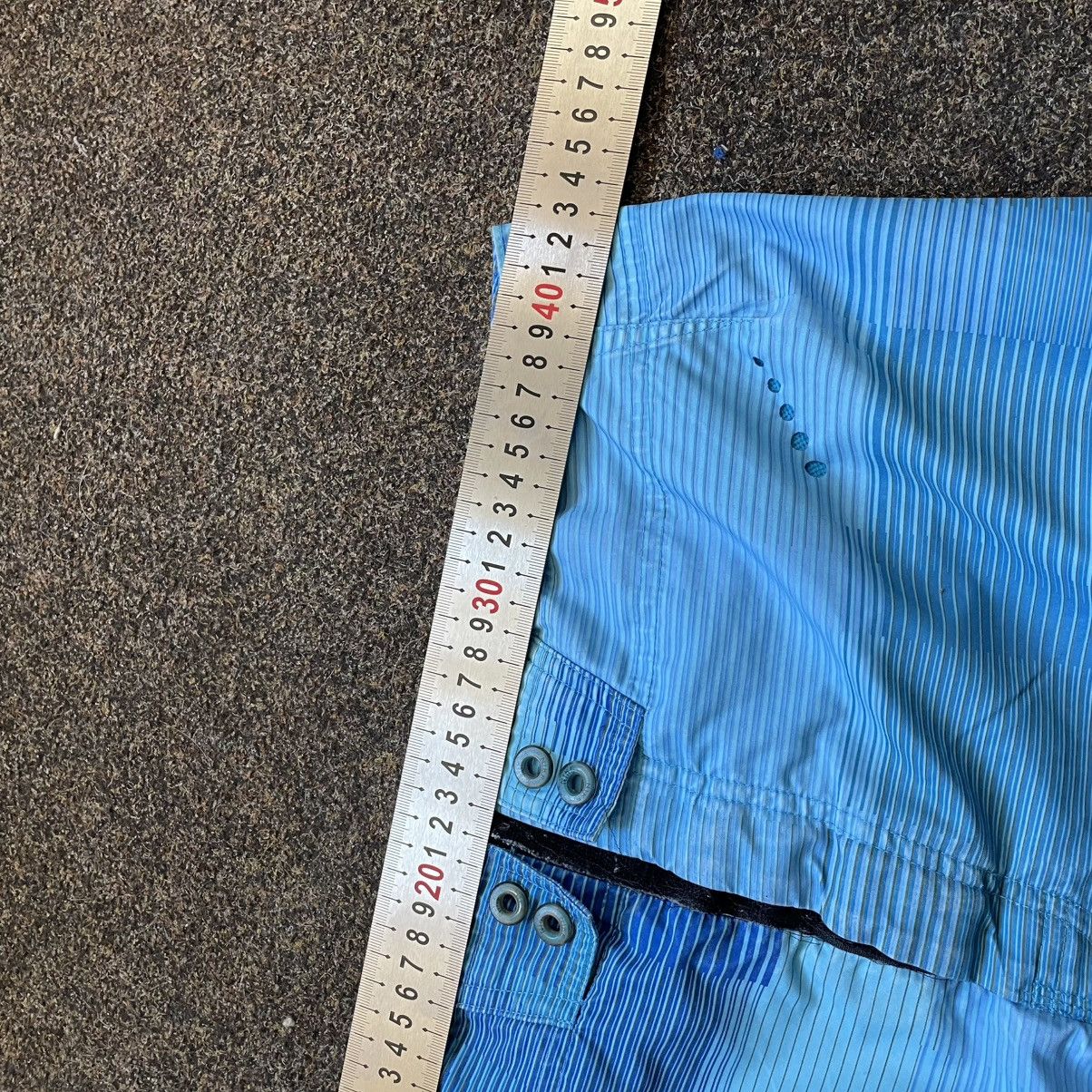 Vintage Y2K Nike Nylon Shorts Swoosh Logo Faded Blue Grail Rave 32 Size US 32 / EU 48 - 6 Thumbnail