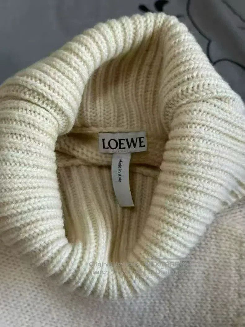 Loewe Loewe High Neck Embroidered Logo Sweater Size M / US 6-8 / IT 42-44 - 3 Thumbnail