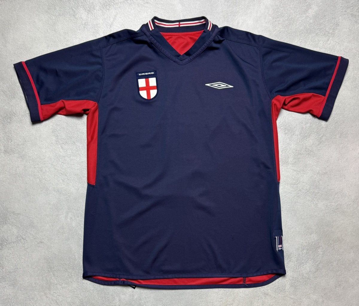 Umbro England 2002 2004 Home Football Shirt Soccer Jersey Umbro Size US XL / EU 56 / 4 - 3 Thumbnail
