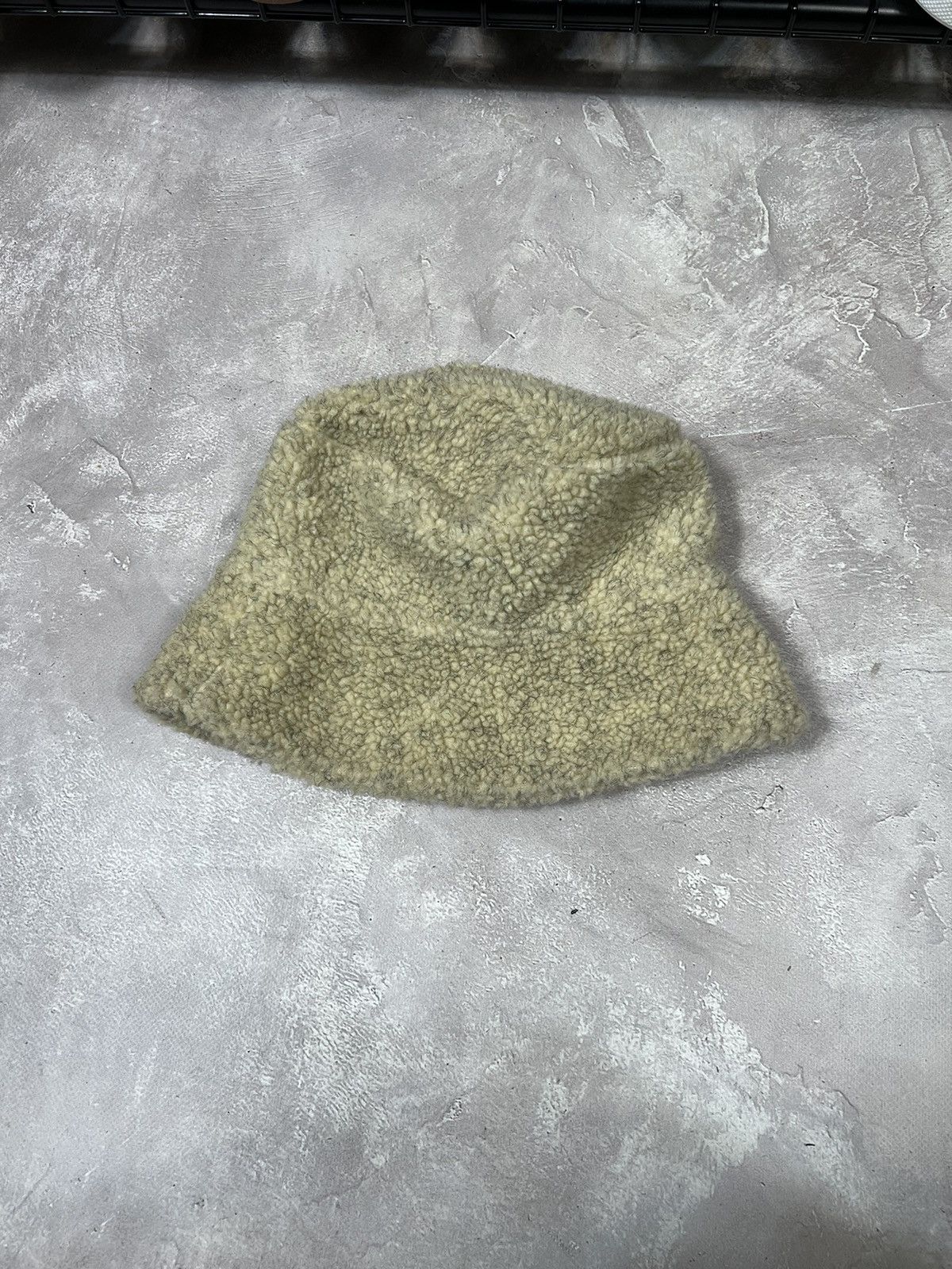 Vintage Vintage Kangol Y2k Sherpa Bucket Hat Size ONE SIZE - 1 Thumbnail