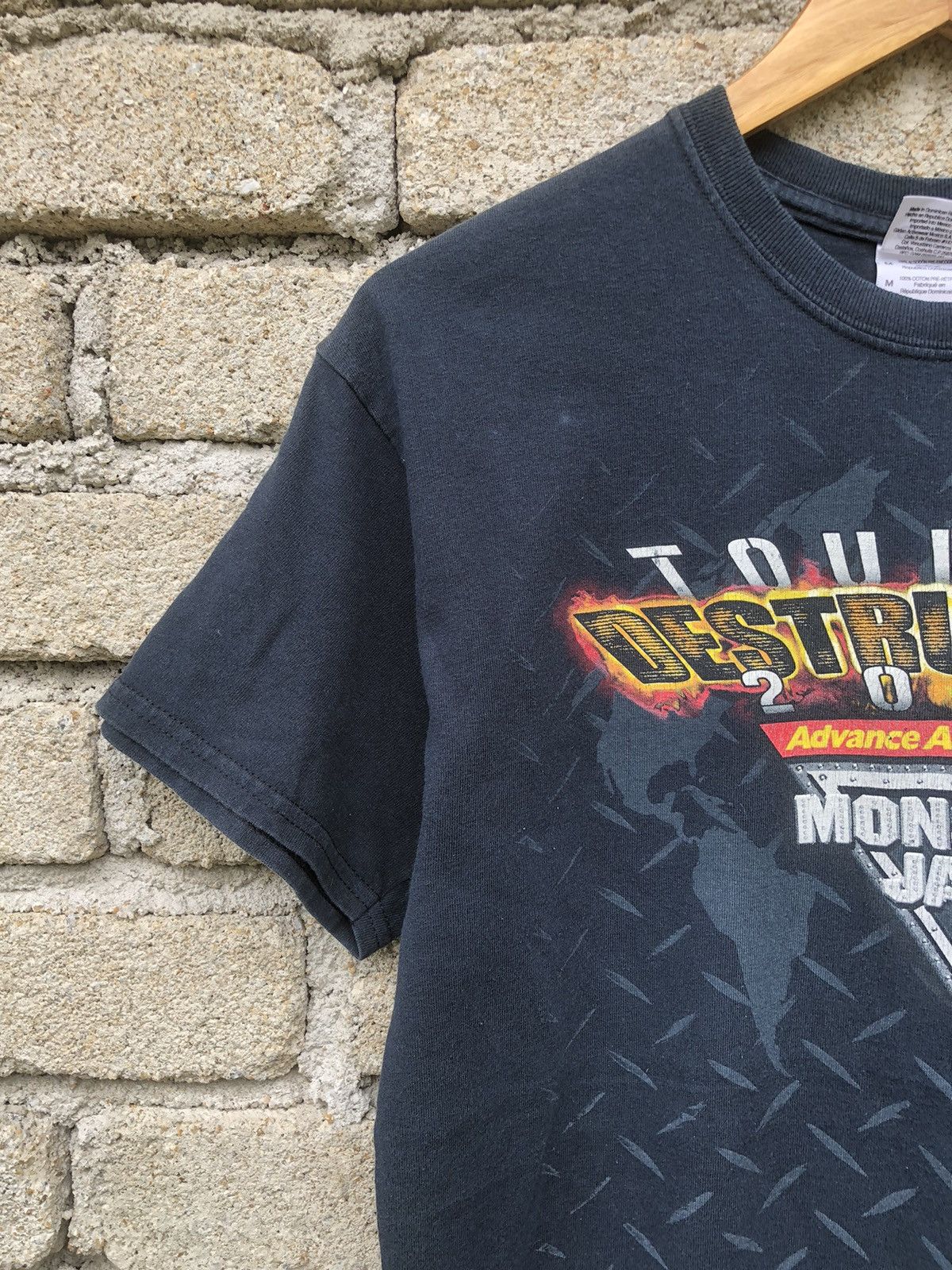 NASCAR × Vintage Vintage Y2K Tour Of Distruction Monster Jam Tshirt Size US M / EU 48-50 / 2 - 17 Thumbnail