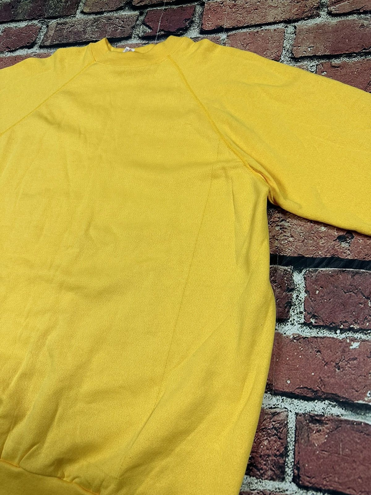 Vintage Vintage Blank JE Morgan Sweatshirt 80s Crewneck Yellow NEW Size US XXL / EU 58 / 5 - 9 Thumbnail