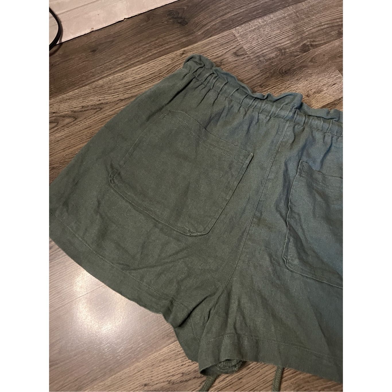 Other Universal Threads Green Shorts Woman’s Size Medium Size 28" / US 6 / IT 42 - 7 Thumbnail