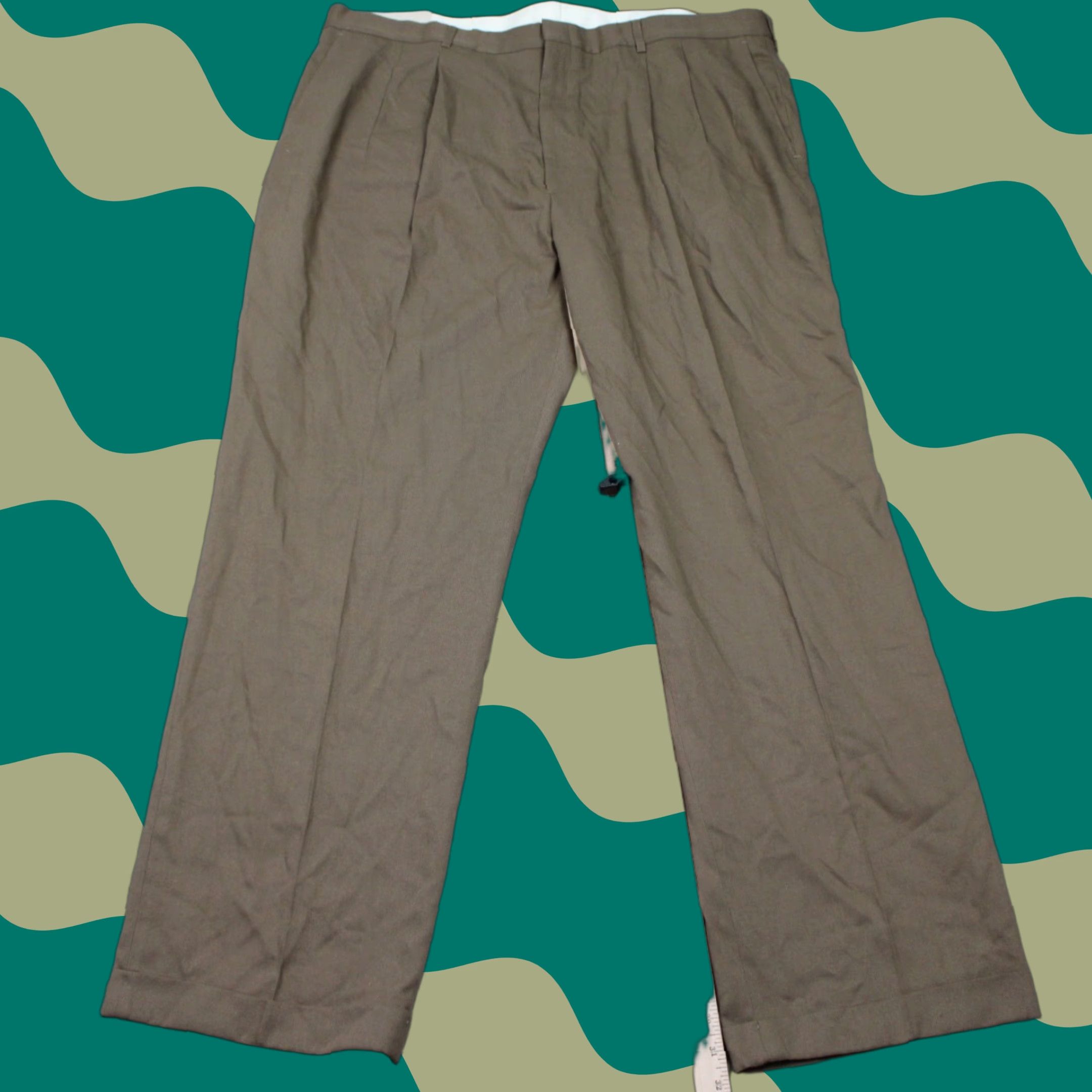 Haggar Haggar Dress Pants Mens 42x32 Beige NWT Pleated Cuffed Dacron Poly/Viscose Rayon Dress Pants City Preppy 42 Mens Size US 42 / EU 58 - 1 Thumbnail