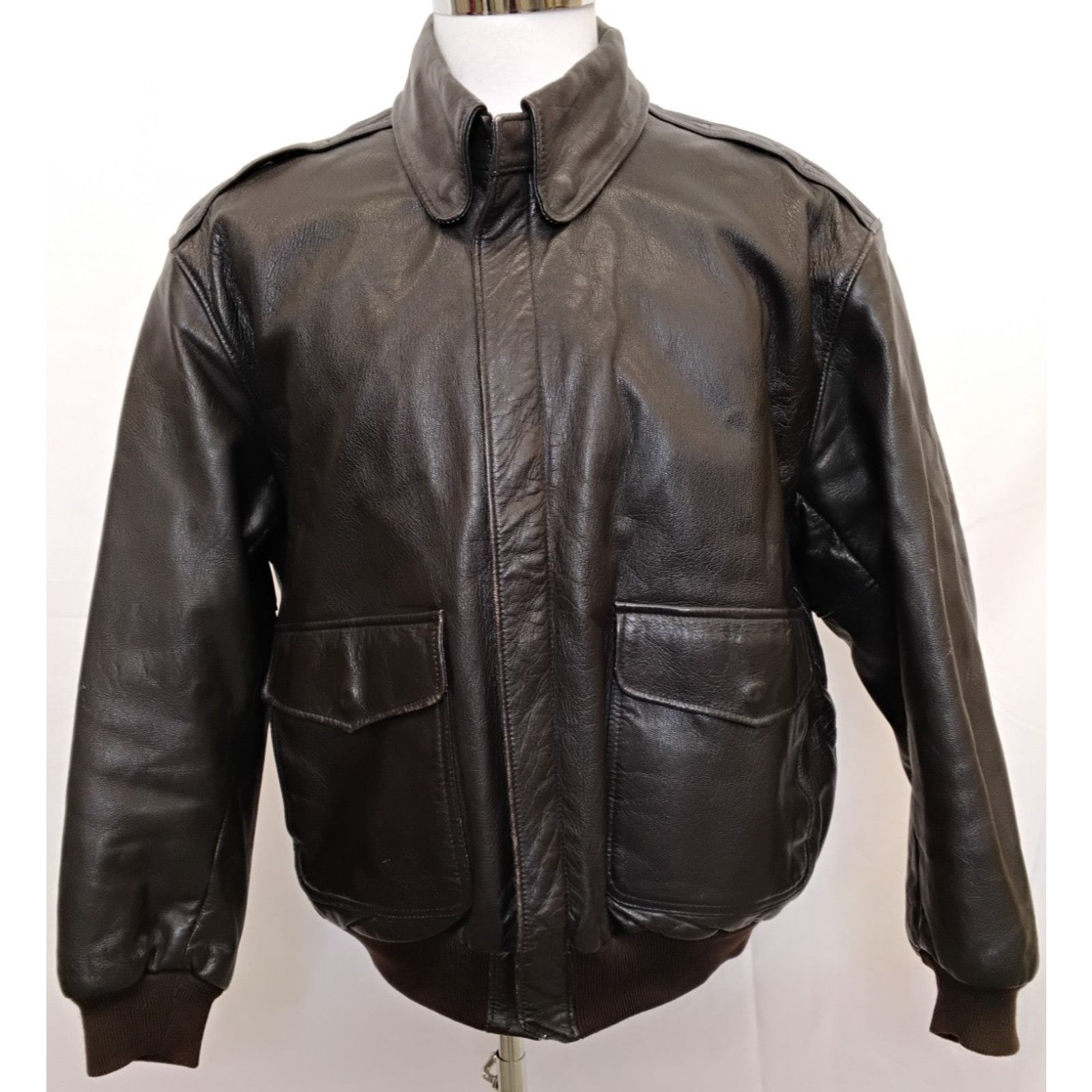 L.L. Bean L.L. Bean Leather Flight Jacket Men XL Brown Thinsulate USA Size US XL / EU 56 / 4 - 2 Thumbnail