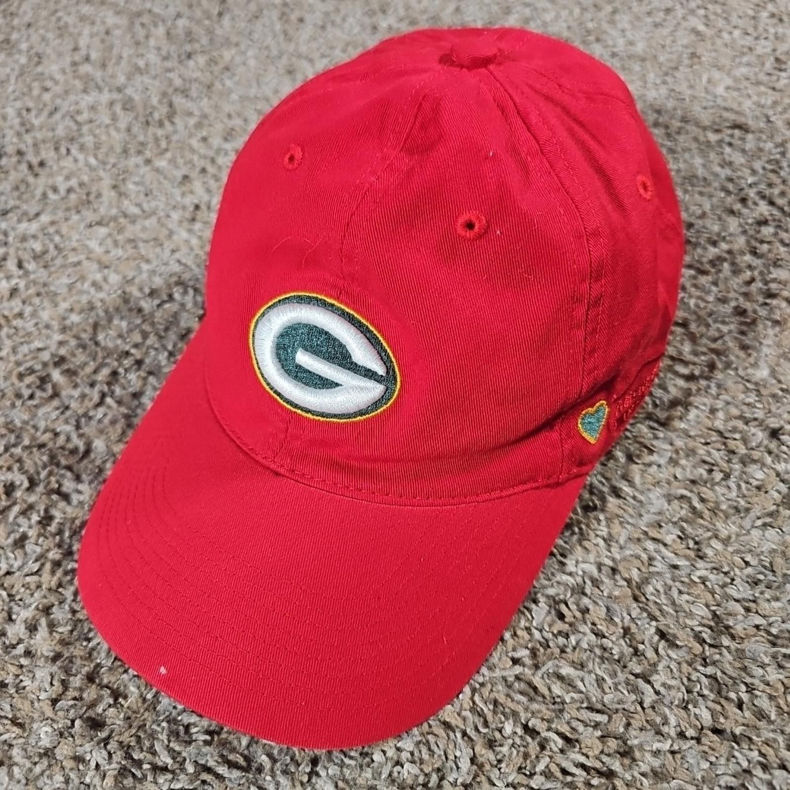 Reebok Green Bay Packers American Family Red Hat Reebok NFL OnField Size ONE SIZE - 1 Thumbnail