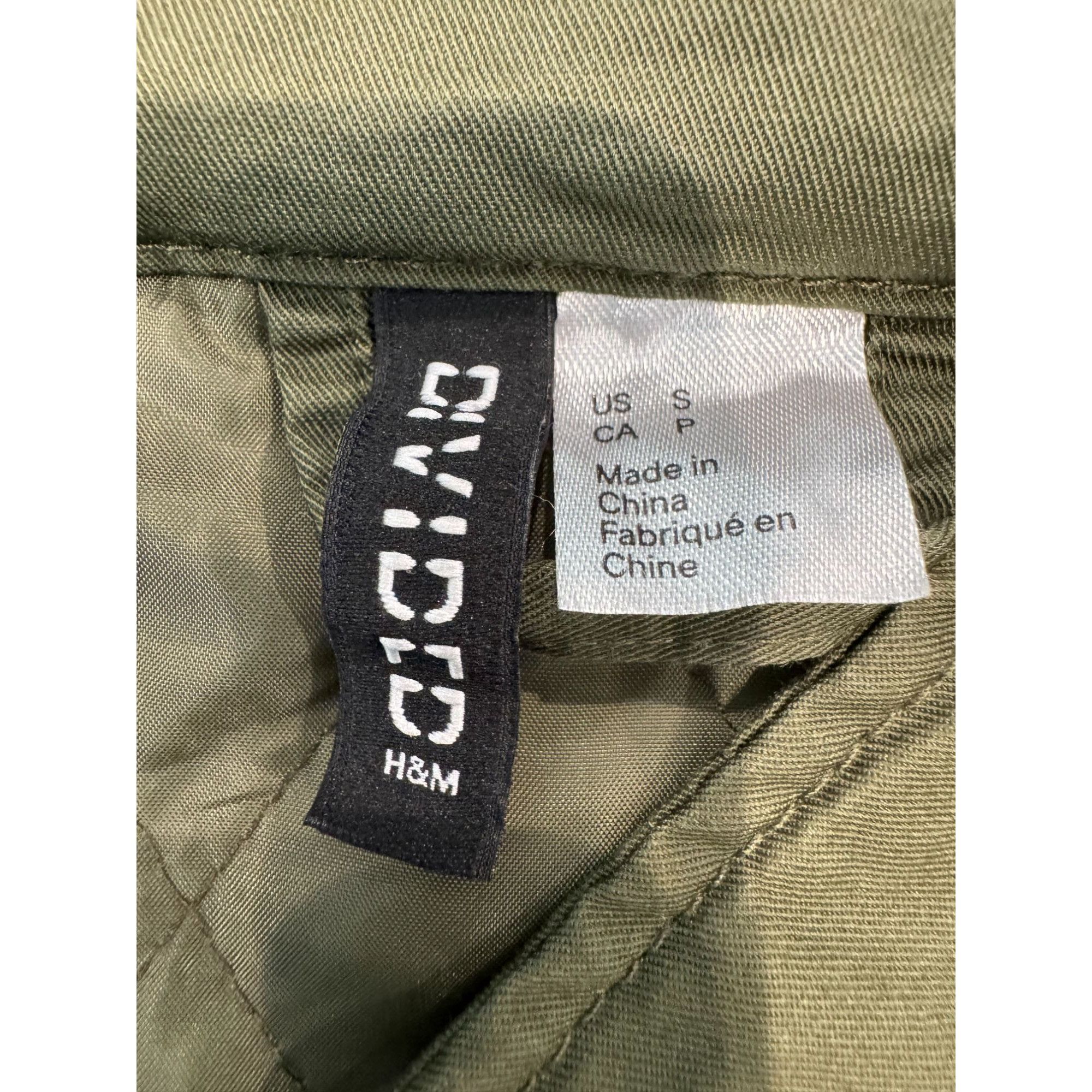 H&M Women's Divided by H&M hooded utility jacket, size medium Size M / US 6-8 / IT 42-44 - 4 Thumbnail