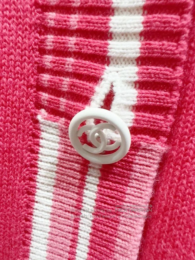 Chanel Chanel Red cardigan coat Size XS / US 0-2 / IT 36-38 - 2 Thumbnail