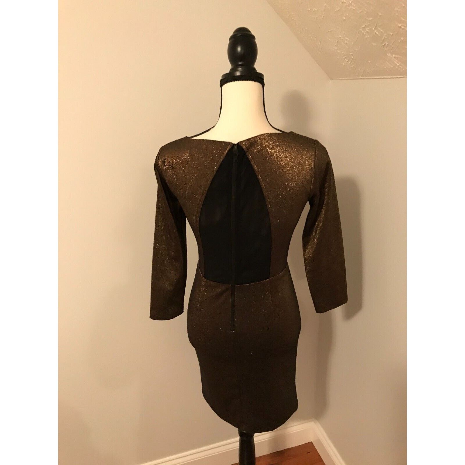 Alice + Olivia Alice + Olivia Cameo Cut Out Fitted Dress Bronze Shimmer Size XS / US 0-2 / IT 36-38 - 2 Thumbnail