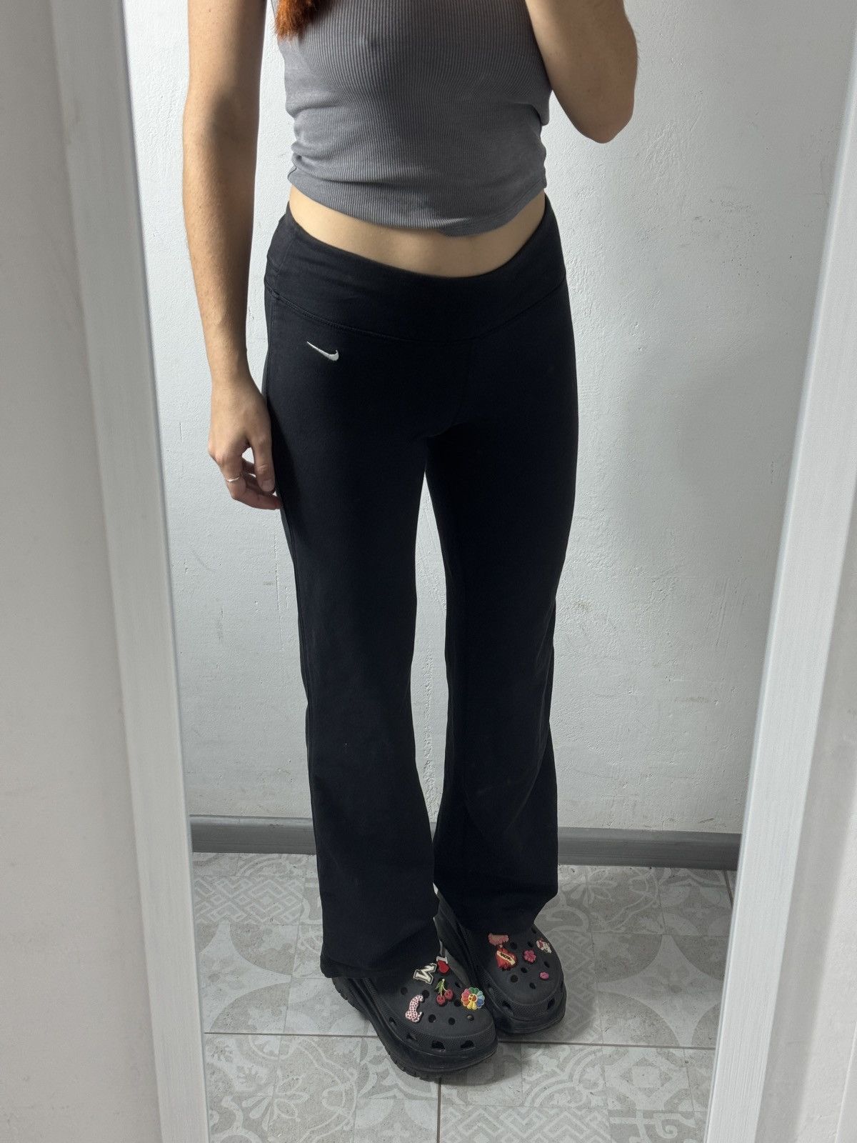 Nike VINTAGE NIKE MINI LOGO 2000s PANTS Size 28" / US 6 / IT 42 - 1 Thumbnail