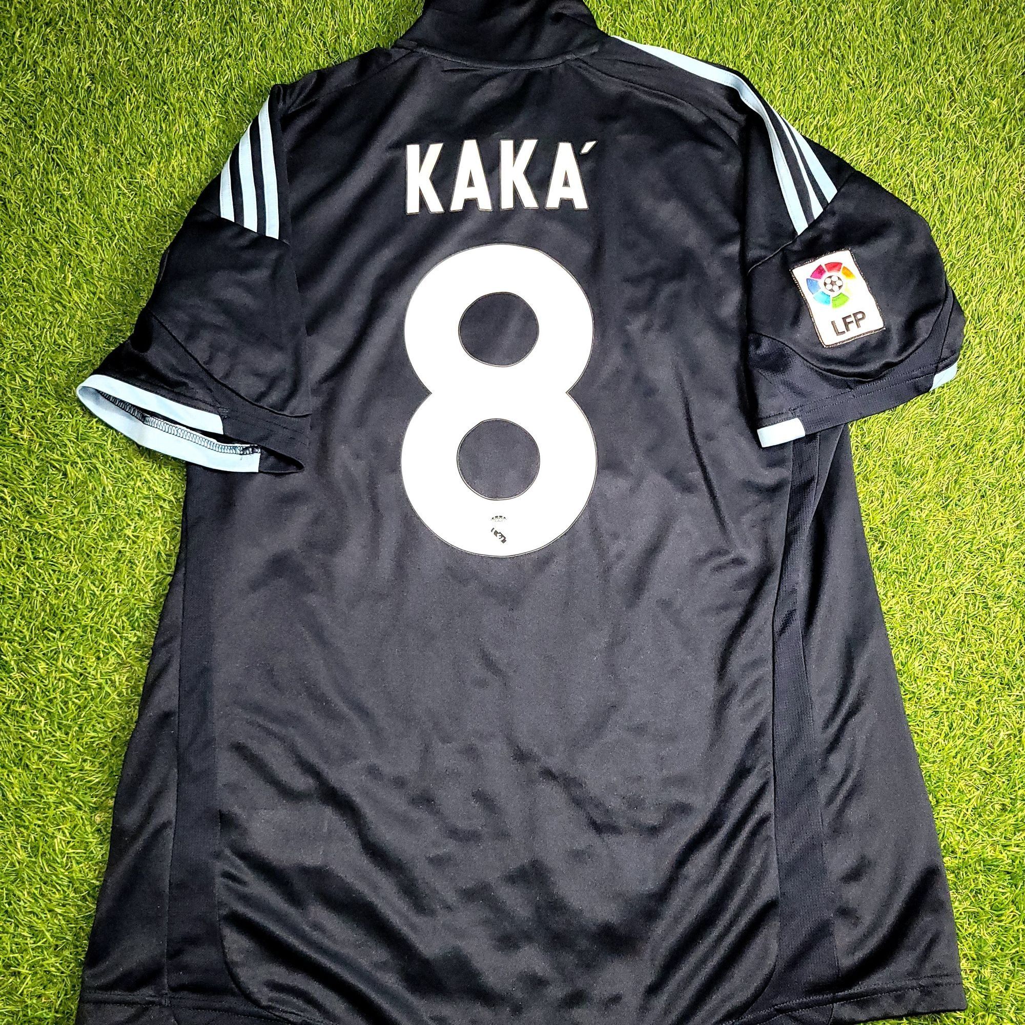 Adidas Kaka Real Madrid 2009 2010 DEBUT Soccer Jersey L SKU# E84339 Size US L / EU 52-54 / 3 - 1 Thumbnail