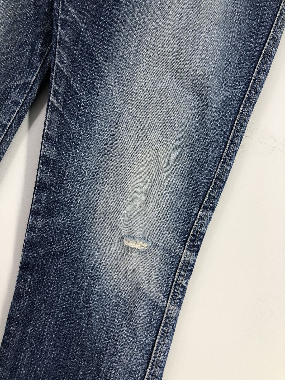 Edwin × Vintage Vintage Edwin Distressed Faded Blue Jeans Size US 28 / EU 44 - 11 Thumbnail