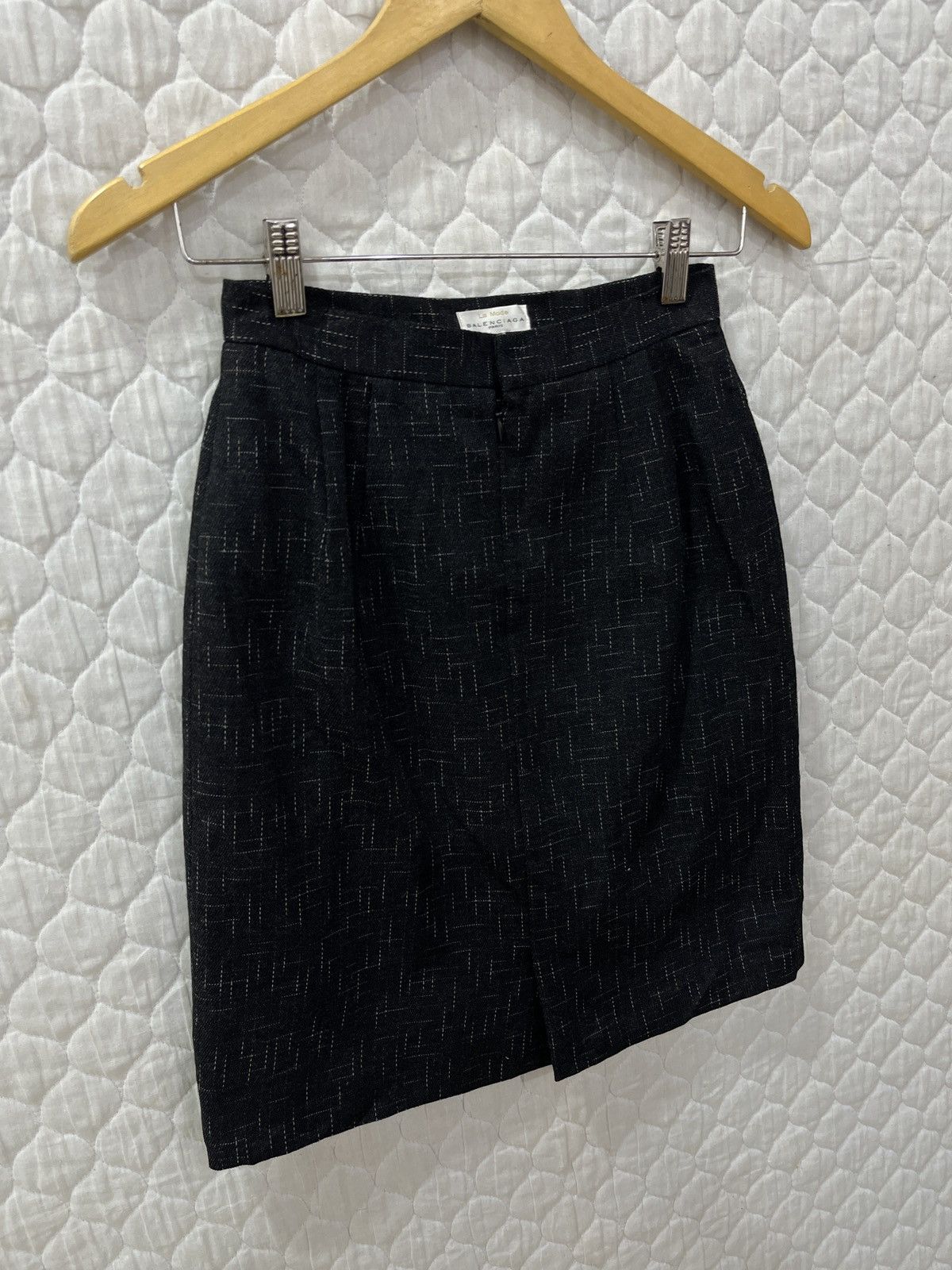 Balenciaga 🔥🔥🔥STEALS BALENCIAGA SKIRTS Size 24" / US 00 / IT 34 - 3 Thumbnail