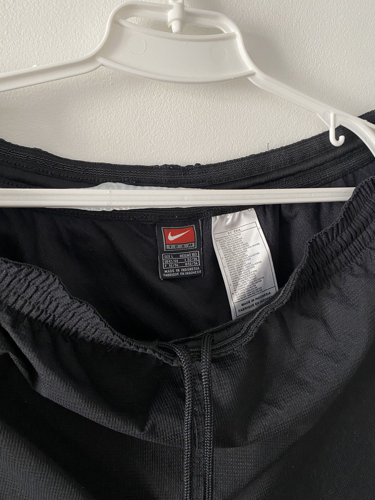 Nike Vintage Nike Team Shorts Size US 34 / EU 50 - 6 Thumbnail