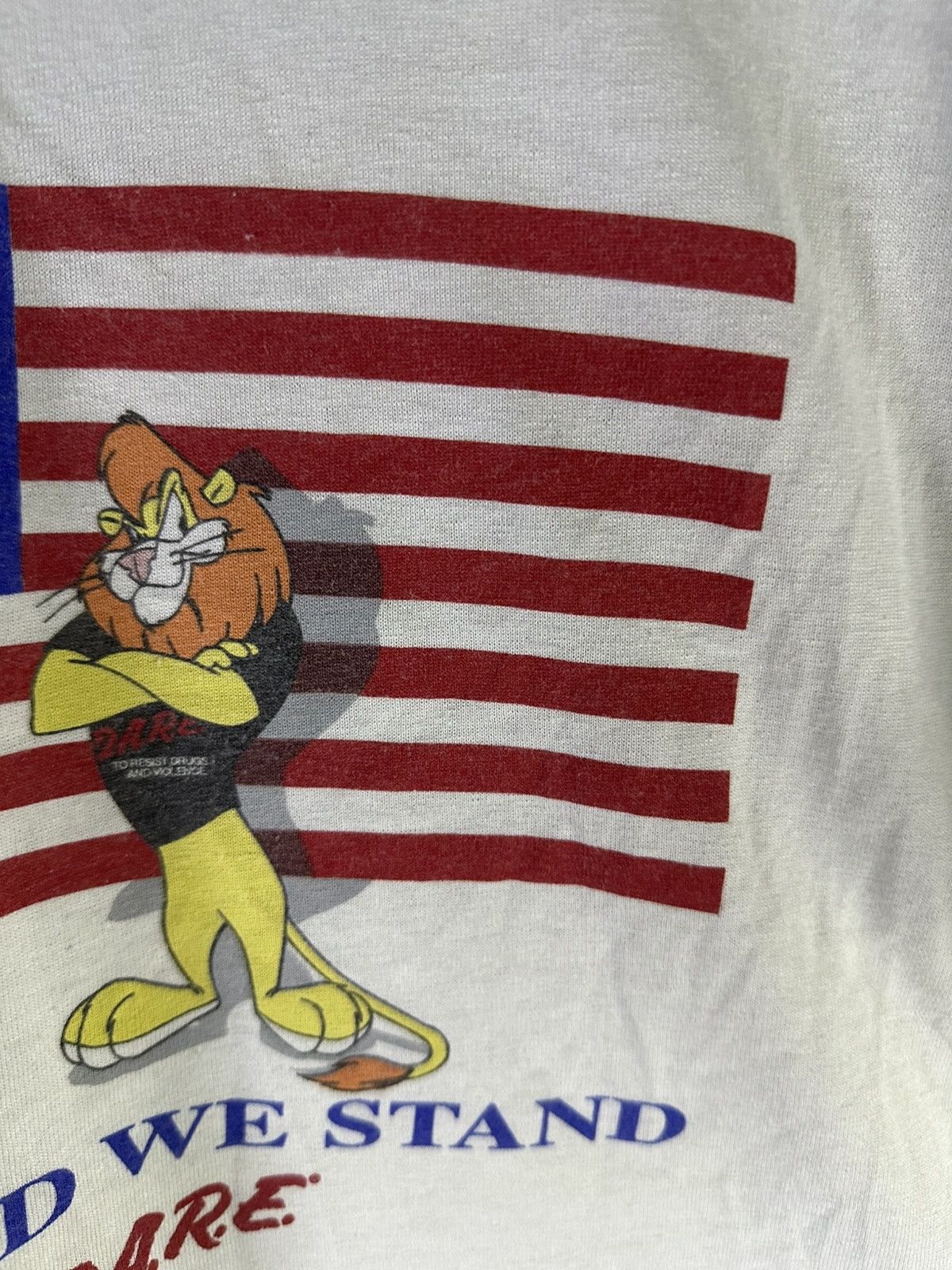 D.A.R.E D.A.R.E American Flag Y2K Distressed T-Shirt Size US L / EU 52-54 / 3 - 4 Thumbnail