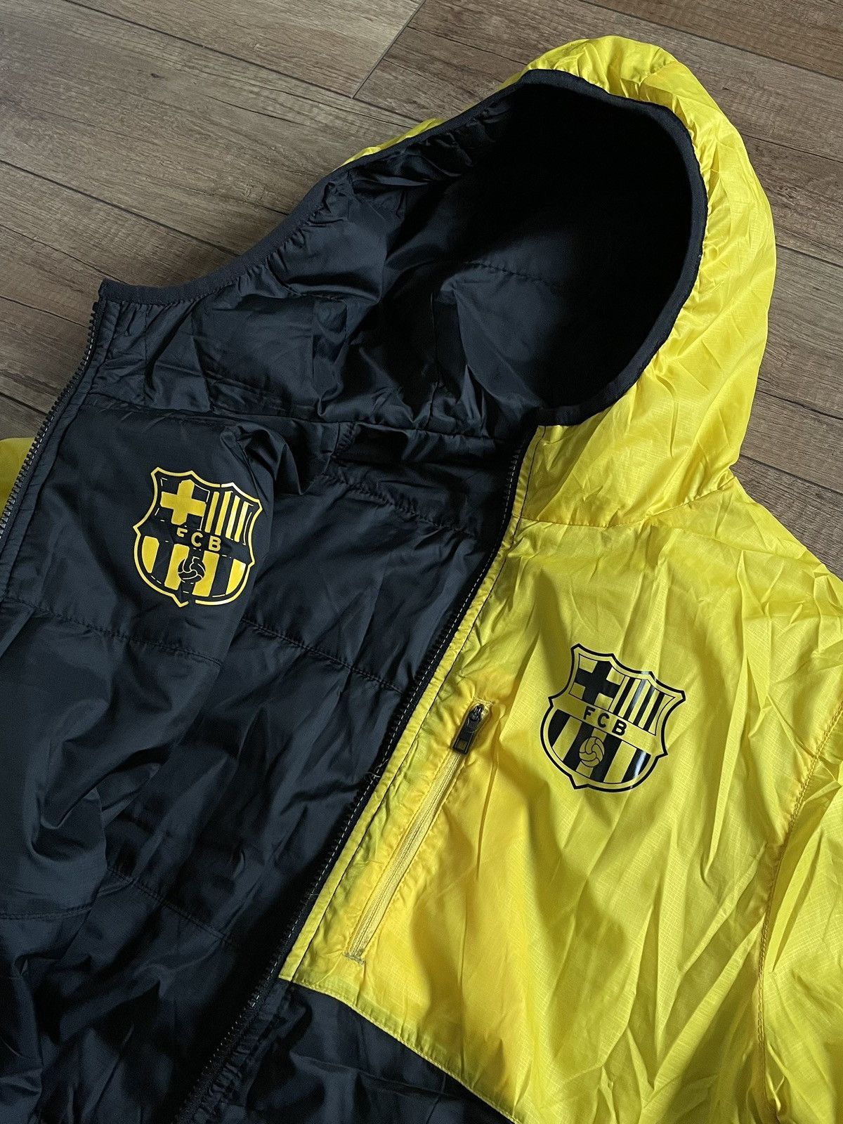 Nike Nike F.C. Barcelona Reversible Hooded Jacket Insulated Size US S / EU 44-46 / 1 - 9 Thumbnail