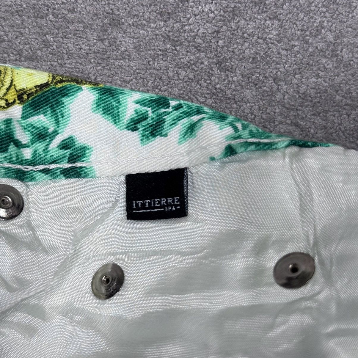 Versace × Versace Jeans Couture With Tag 1990s Versace Jeans Couture Perfume Bottle Print Size 28" / US 6 / IT 42 - 16 Thumbnail