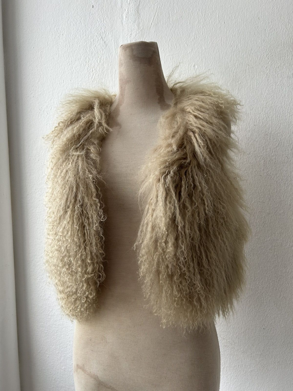 GOA GOA Sheep Fur Vest Size ONE SIZE - 2 Thumbnail