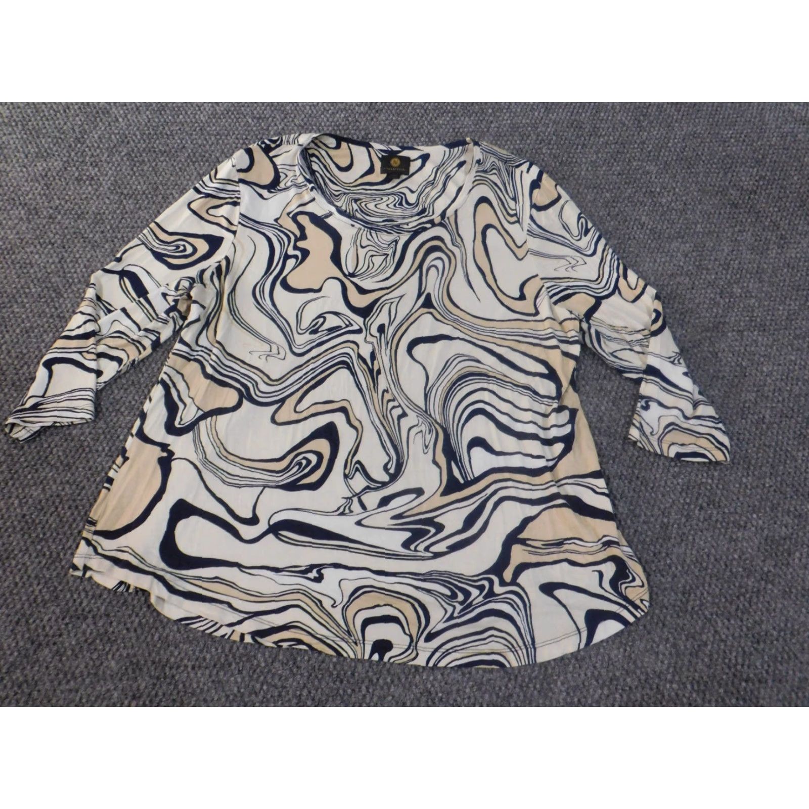 JM Collection JM Collection Blouse Shirt Womens XL Beige Geometric Knit Rayon Stretch Casual Knit Size XL / US 12-14 / IT 48-50 - 3 Thumbnail