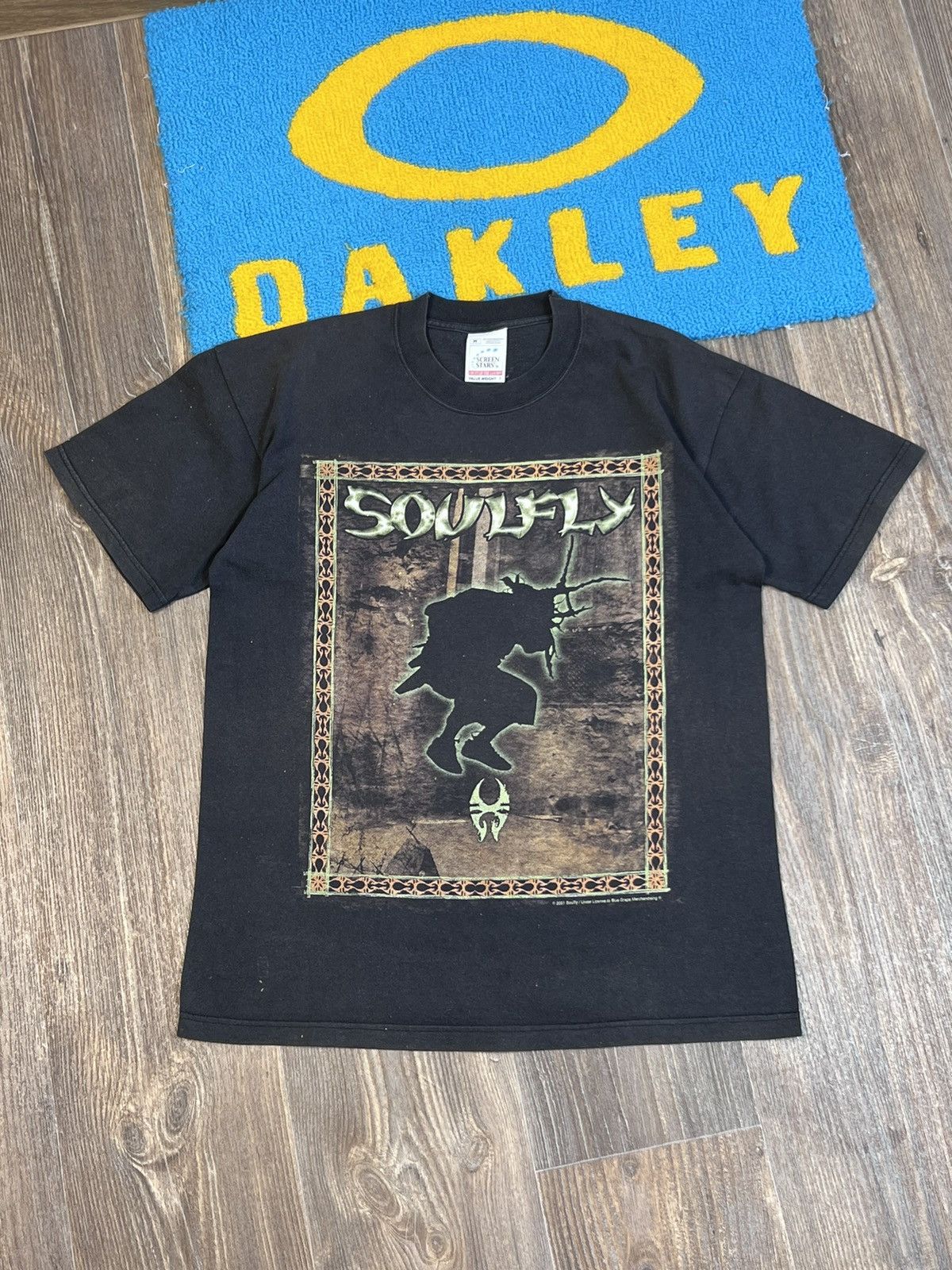 SOULFLY Tシャツ 2001コピーライト入り ヴィンテージ SOULFLY Tシャツ 2001コピーライト入り ヴィンテージ Soulfly t