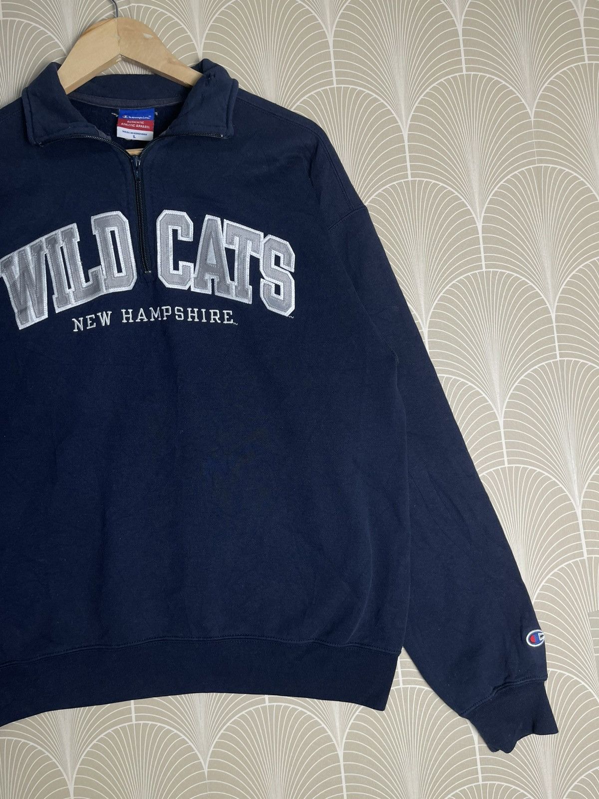 Champion VINTAGE CHAMPION WILD CATS NEW HAMPSHIRE HALF ZIPPER Size US L / EU 52-54 / 3 - 4 Thumbnail
