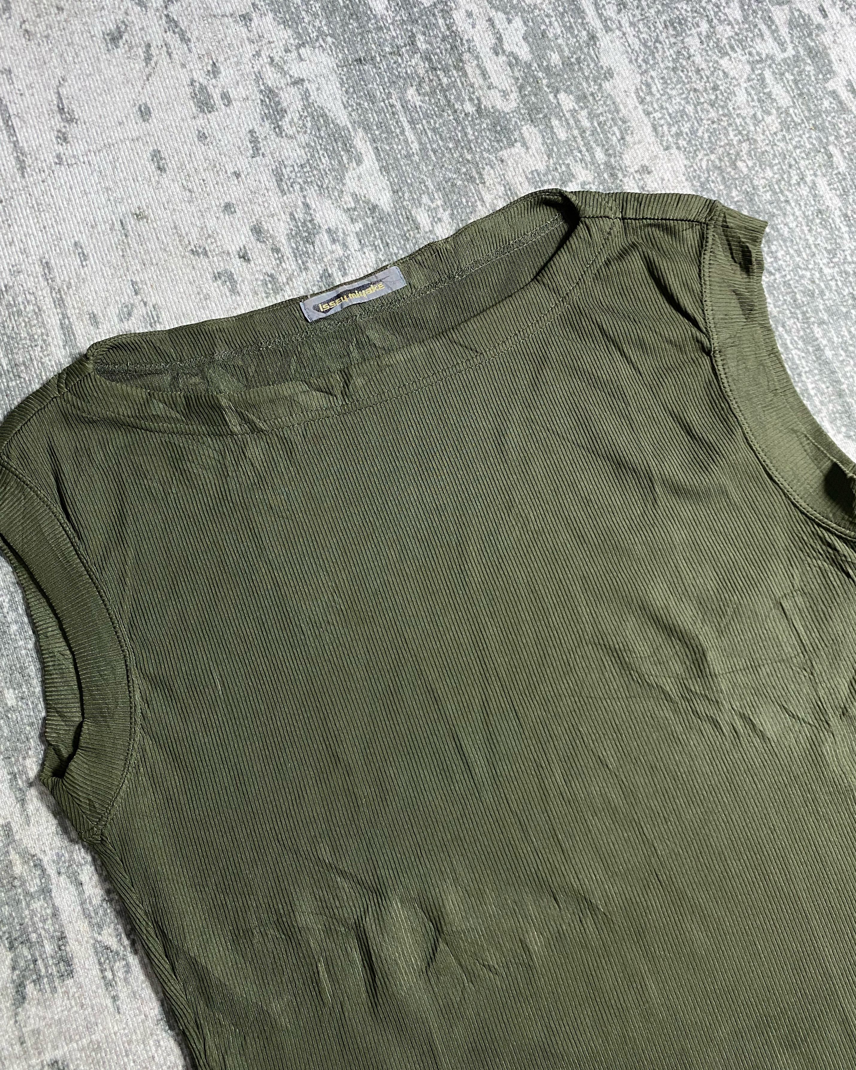 Issey Miyake 2000s Issey Miyake Pleated Top Size US M / EU 48-50 / 2 - 4 Thumbnail