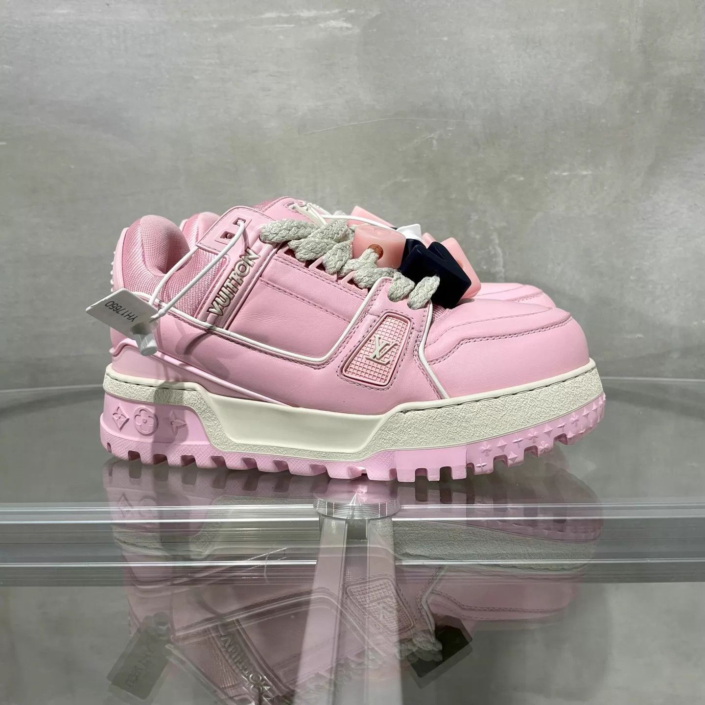 Louis Vuitton LV Trainer Maxi Pink UK1.5/35.5 New Size US 5 / IT 35 - 4 Thumbnail