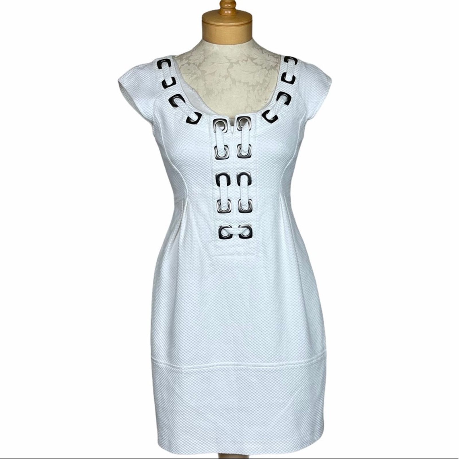 Nanette Lepore Nanette Lepore Short Sleeve Pique Workaholic Dress White 2 Size XS / US 0-2 / IT 36-38 - 10 Thumbnail