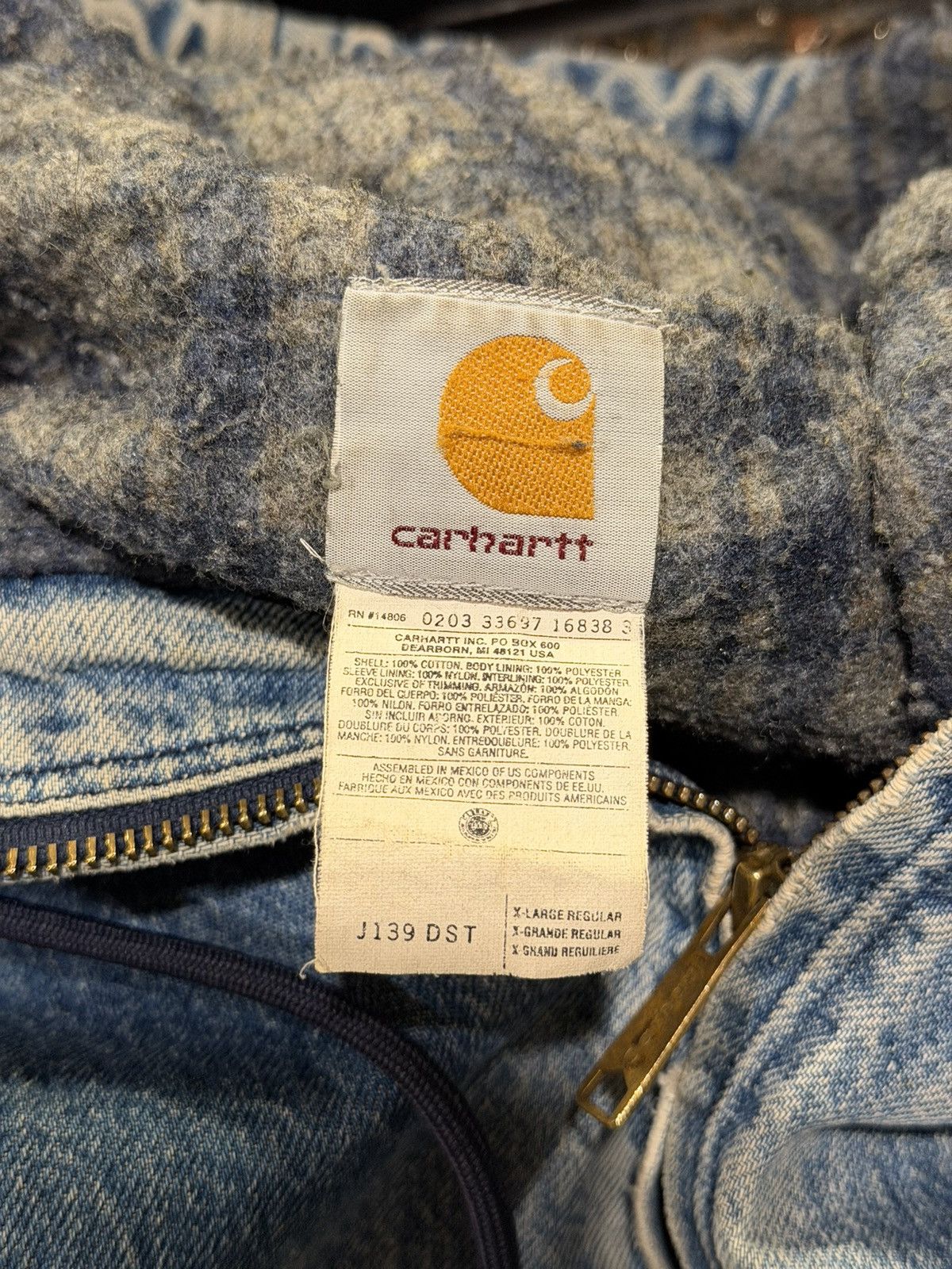 Carhartt Vintage Carhartt Denim Blanket Lined Thrashed Hooded Jacket Size US XL / EU 56 / 4 - 17 Thumbnail