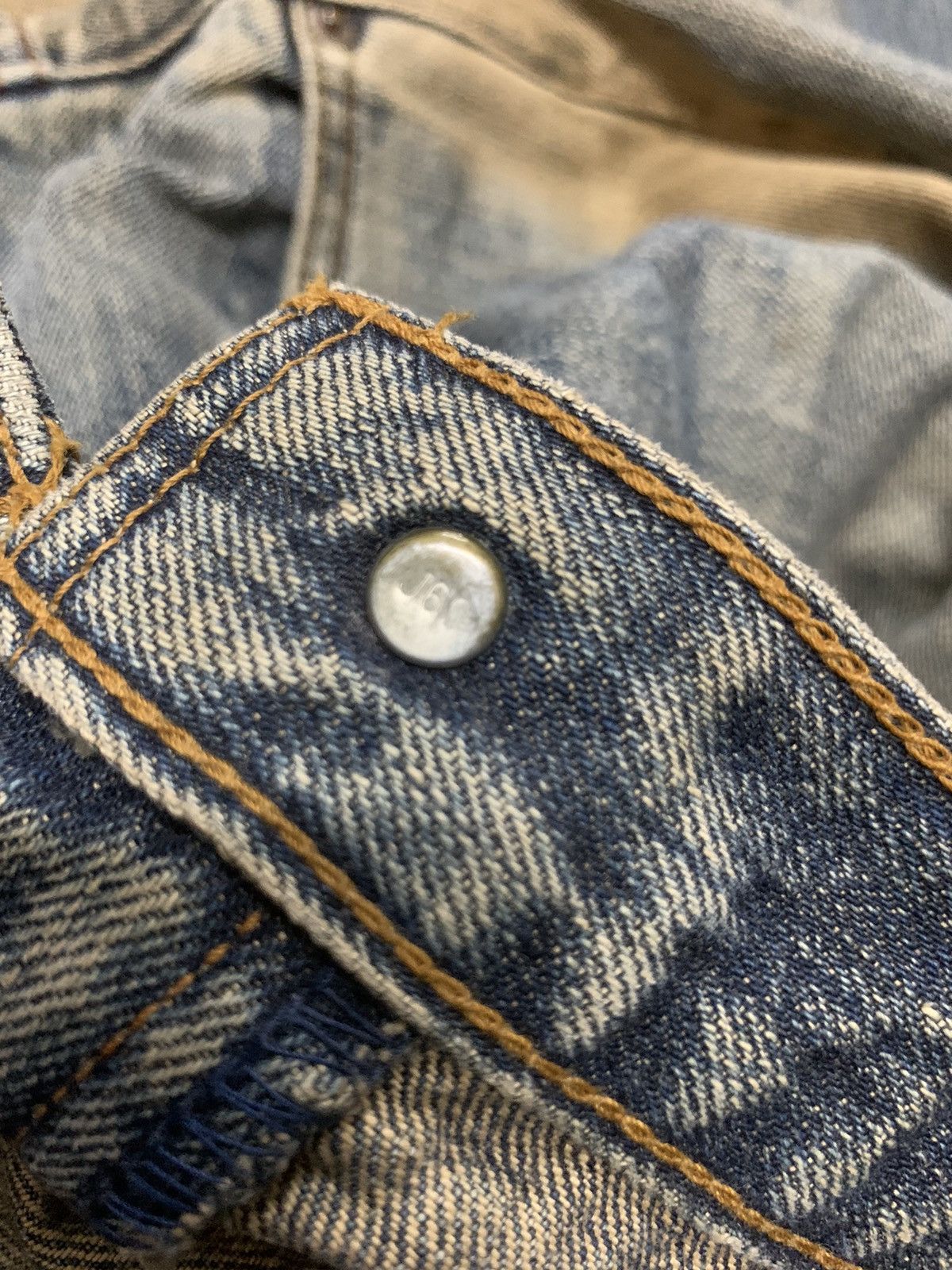 Levi's Vintage Levi’s 504 Faded Wash Denim Size US 33 - 11 Thumbnail