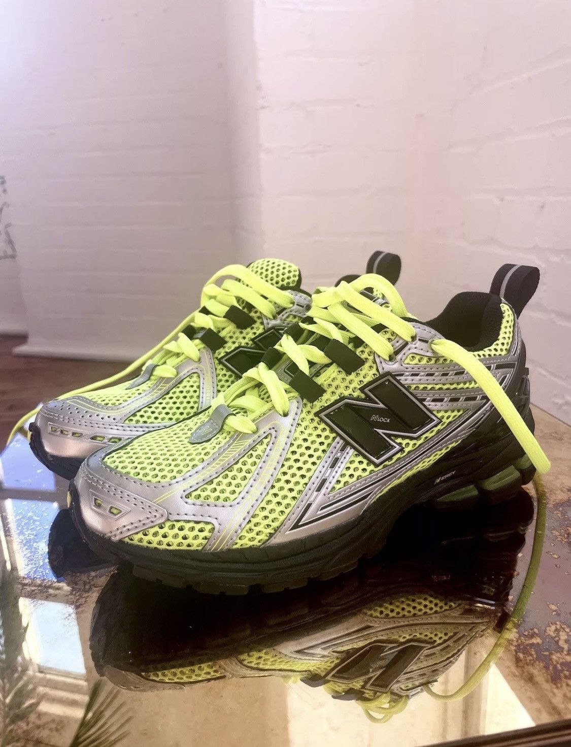 New Balance New Balance 1906R Volt / Black Sneakers SOLD OUT size Size US 6.5 / IT 36.5 - 2 Thumbnail