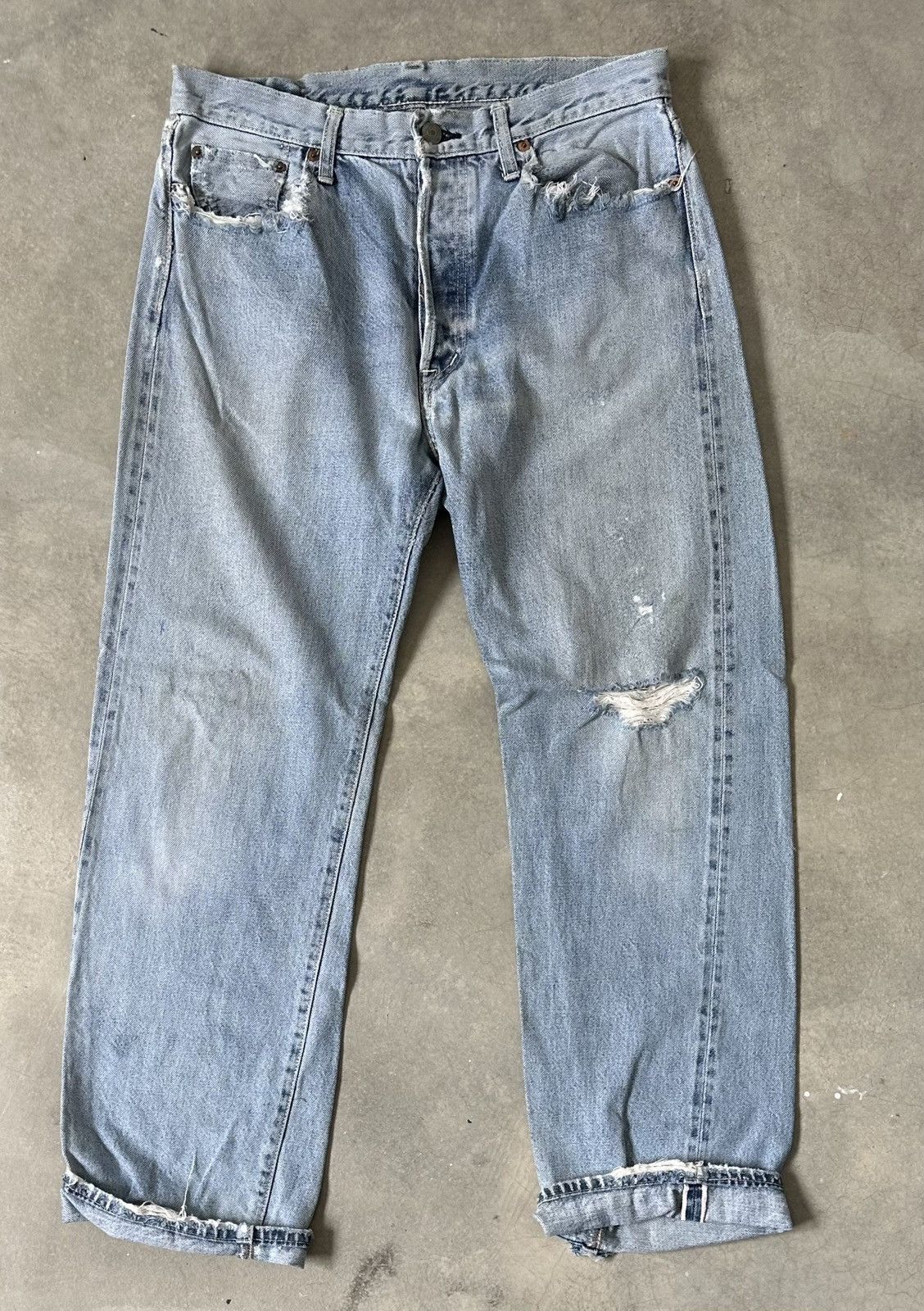 Spellbound VINTAGE SPELLBOUND DISTRESSED SELVEDGED DENIM PANT Size US 32 / EU 48 - 1 Thumbnail