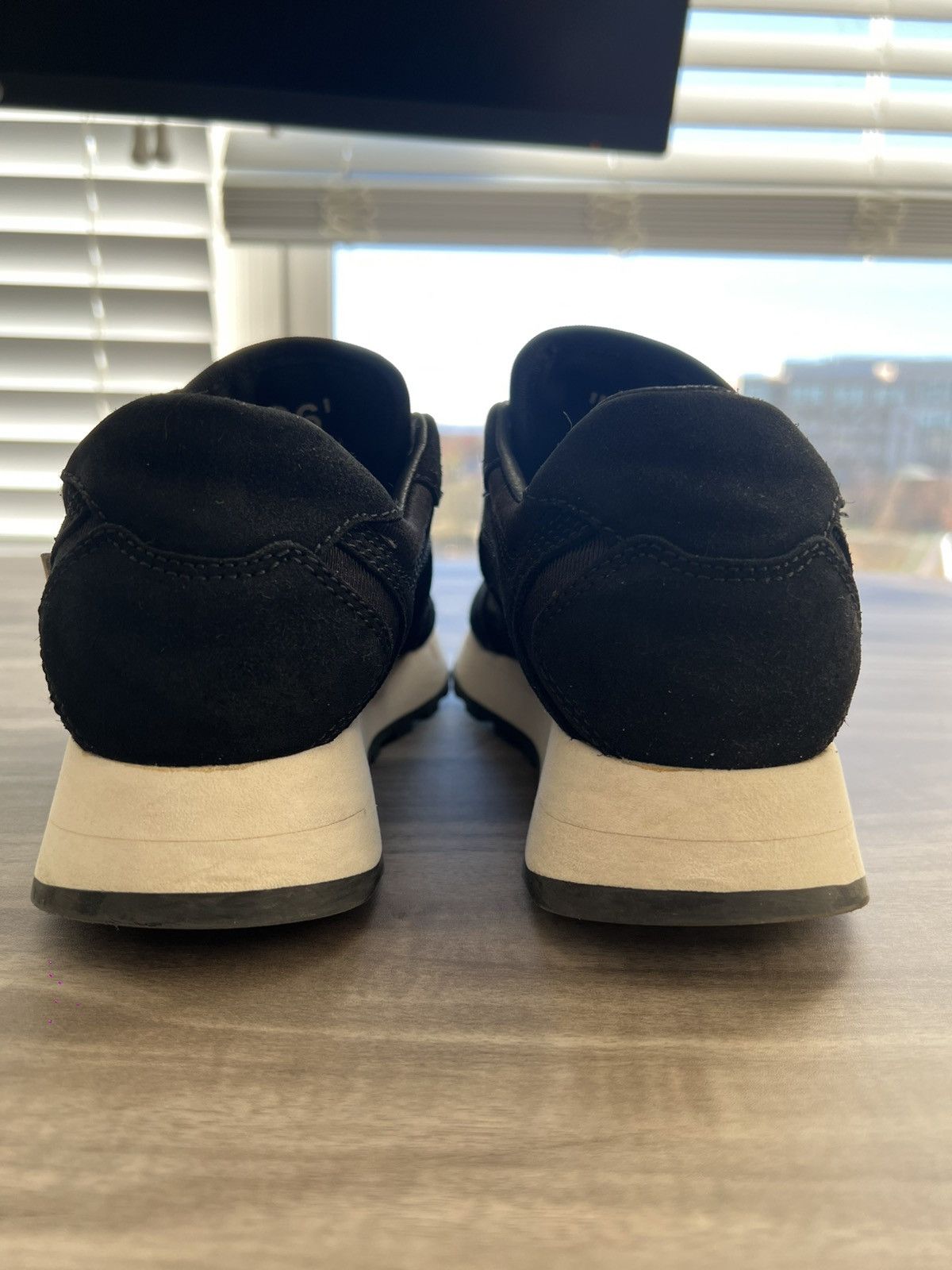 Off-White Off-White HG Runner Size 5.5 (EU 36 Womens) Size US 5.5 / IT 35.5 - 4 Thumbnail