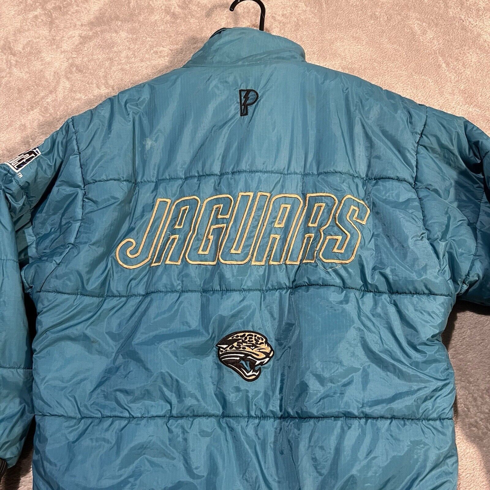 Pro Player Jacksonville Jaguars Pro Player Jacket Mens S Reversible NFL Size US S / EU 44-46 / 1 - 15 Thumbnail