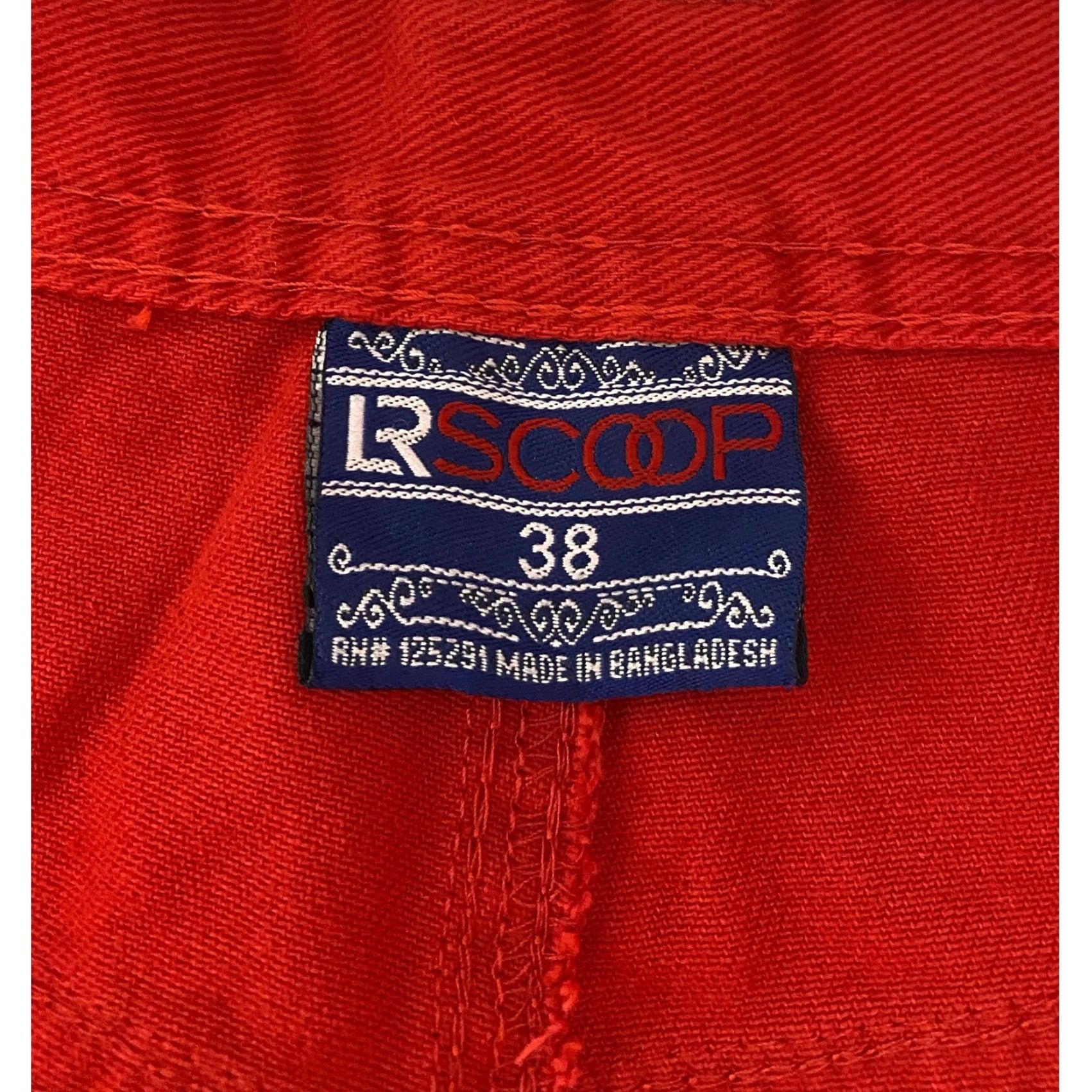 Denime LR Scoop Bermuda Shorts Men 38 Red Distressed Zipper Pockets 5-Pocket Denim Cotton Casual Shorters Size US 38 / EU 54 - 4 Thumbnail