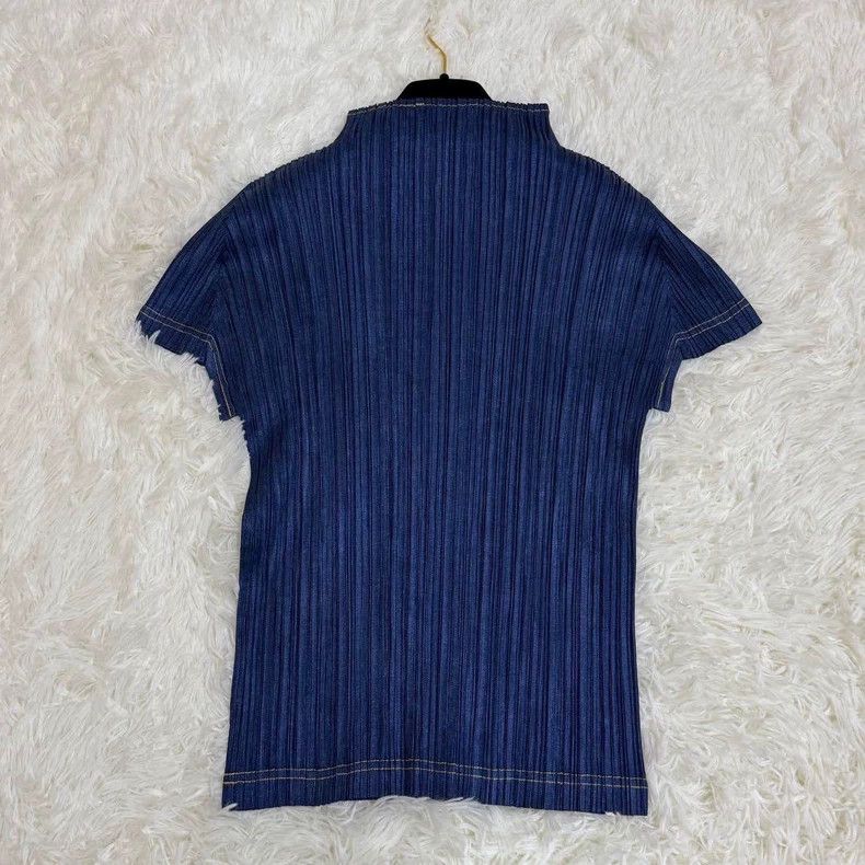 Issey Miyake Issey Miyake size:3 Blue pleated note short-sleeved shirt Size XS / US 0-2 / IT 36-38 - 4 Thumbnail