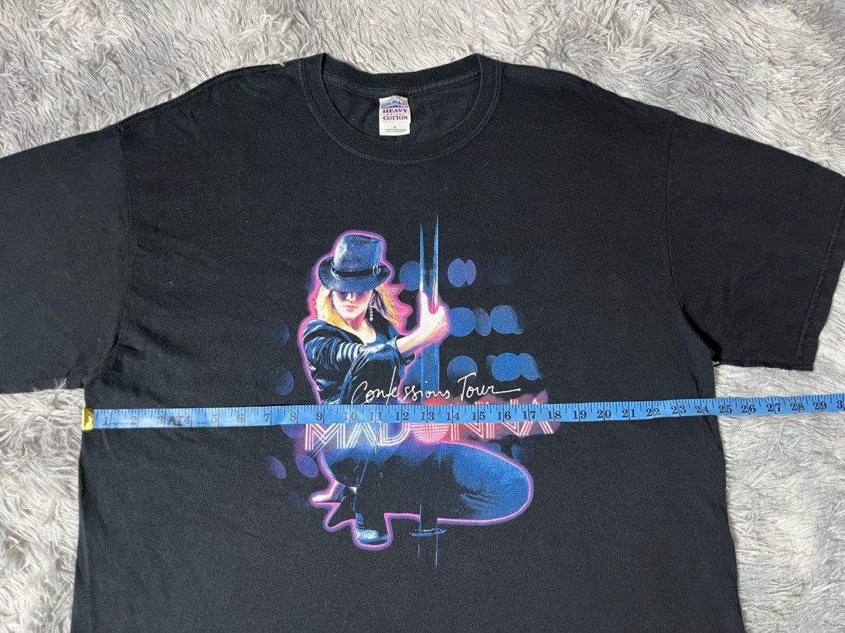 Band Tees Vintage Madonna Confessions tour promo tees Size US XL / EU 56 / 4 - 6 Thumbnail