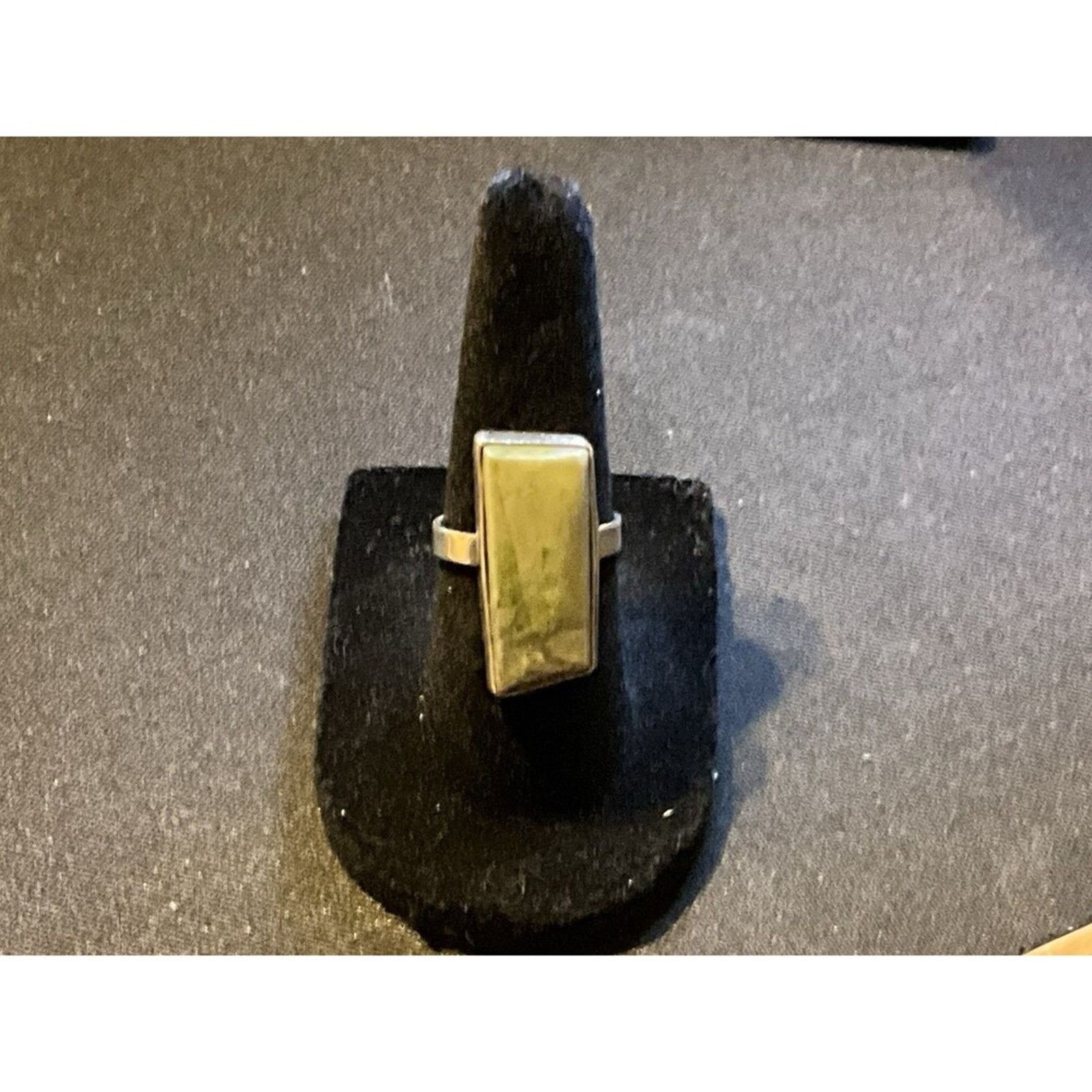 Other 925 Silver Prehnite Stone Ring Asymmetrical Shape Size 6.25 Size ONE SIZE - 1 Thumbnail