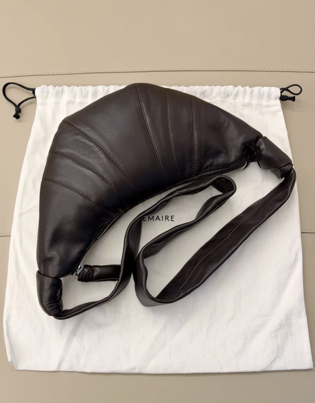 Lemaire Lemaire New Dark Chocolate Lambskin Croissant Bag KKKK9 Size ONE SIZE - 2 Thumbnail